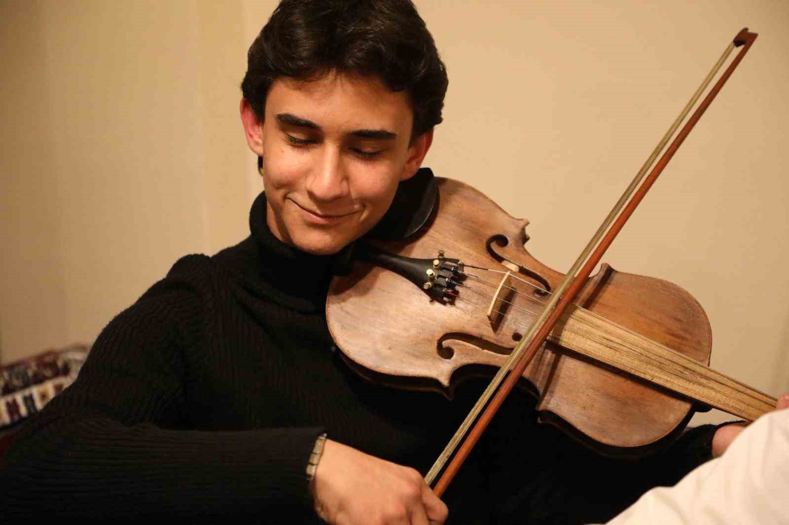 Yunus Emre Anadolu Lisesi Pansiyonu’nda ’İbrahim Eroğlu Erdem-Değer-Eylem Salonu’ açıldı