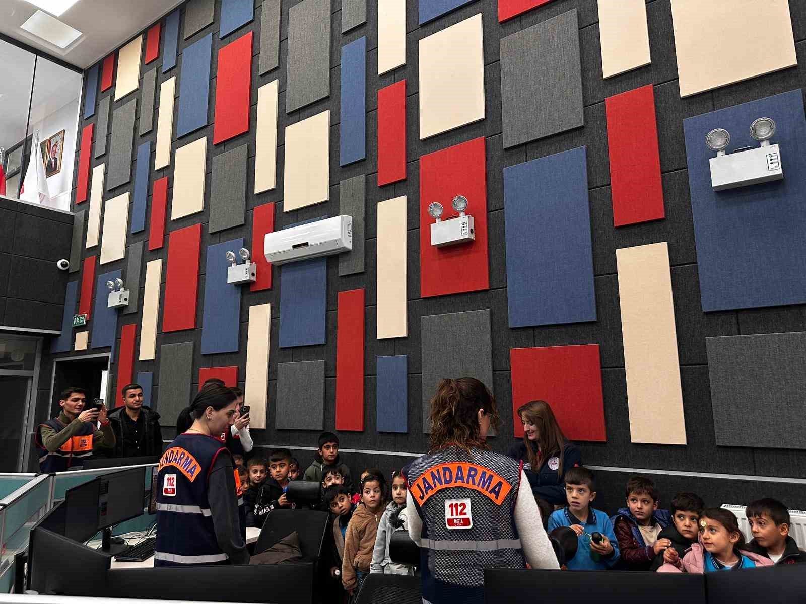 Minik öğrenciler 112’yi yerinde öğrendi