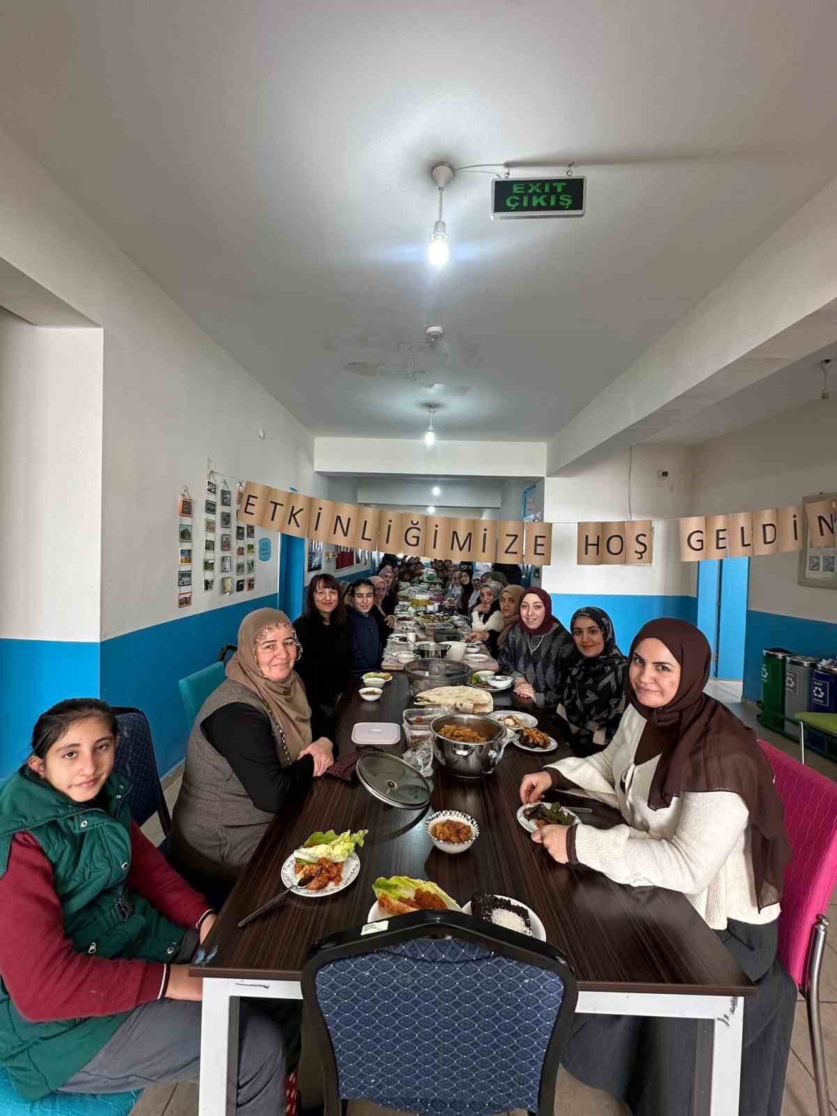 Malazgirt’te Yerli Malı Haftası anlamlı etkinlikle kutlandı