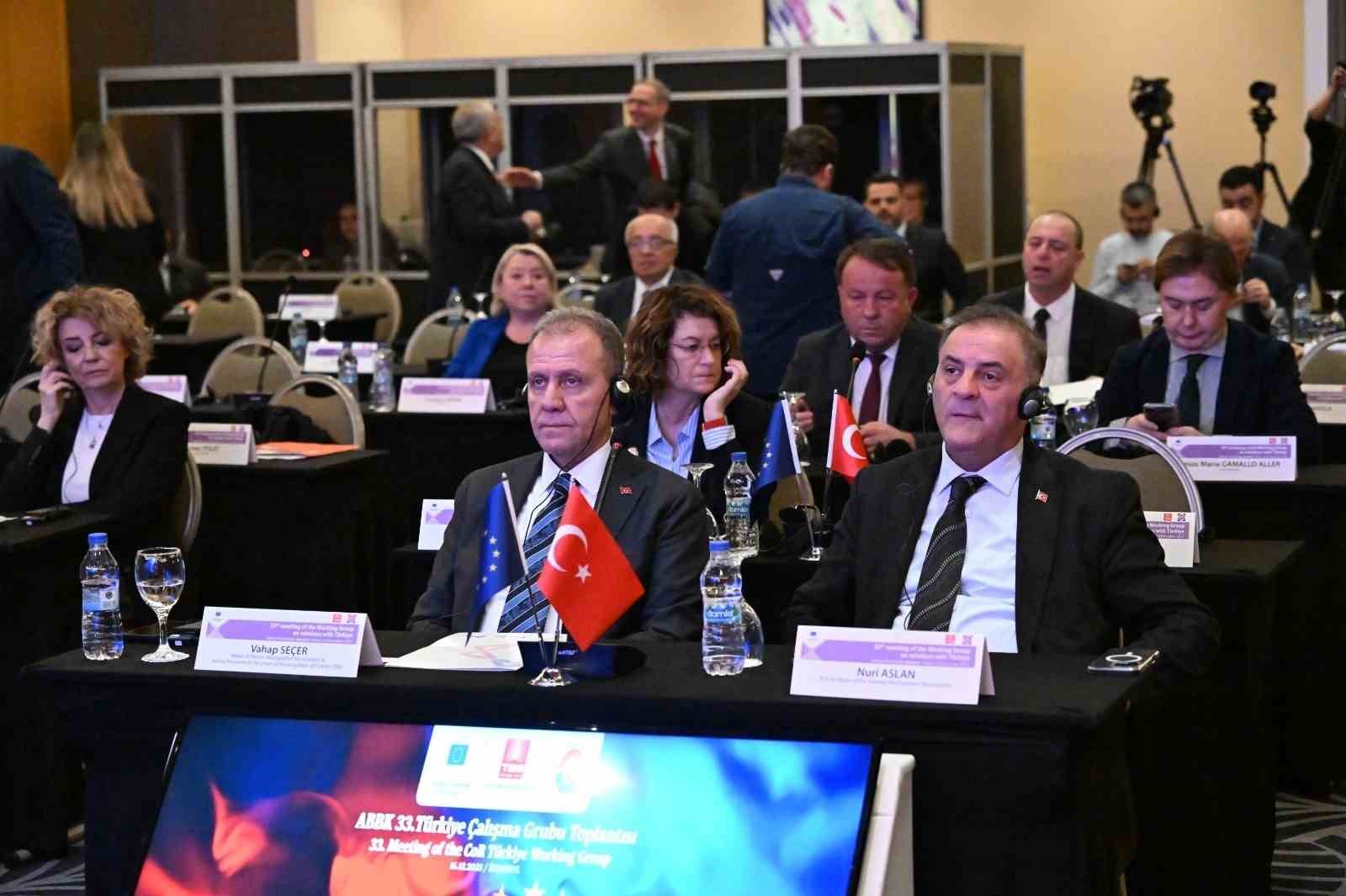 Seçer: "Demokrasi bir miras değil, emek isteyen canlı bir süreçtir"