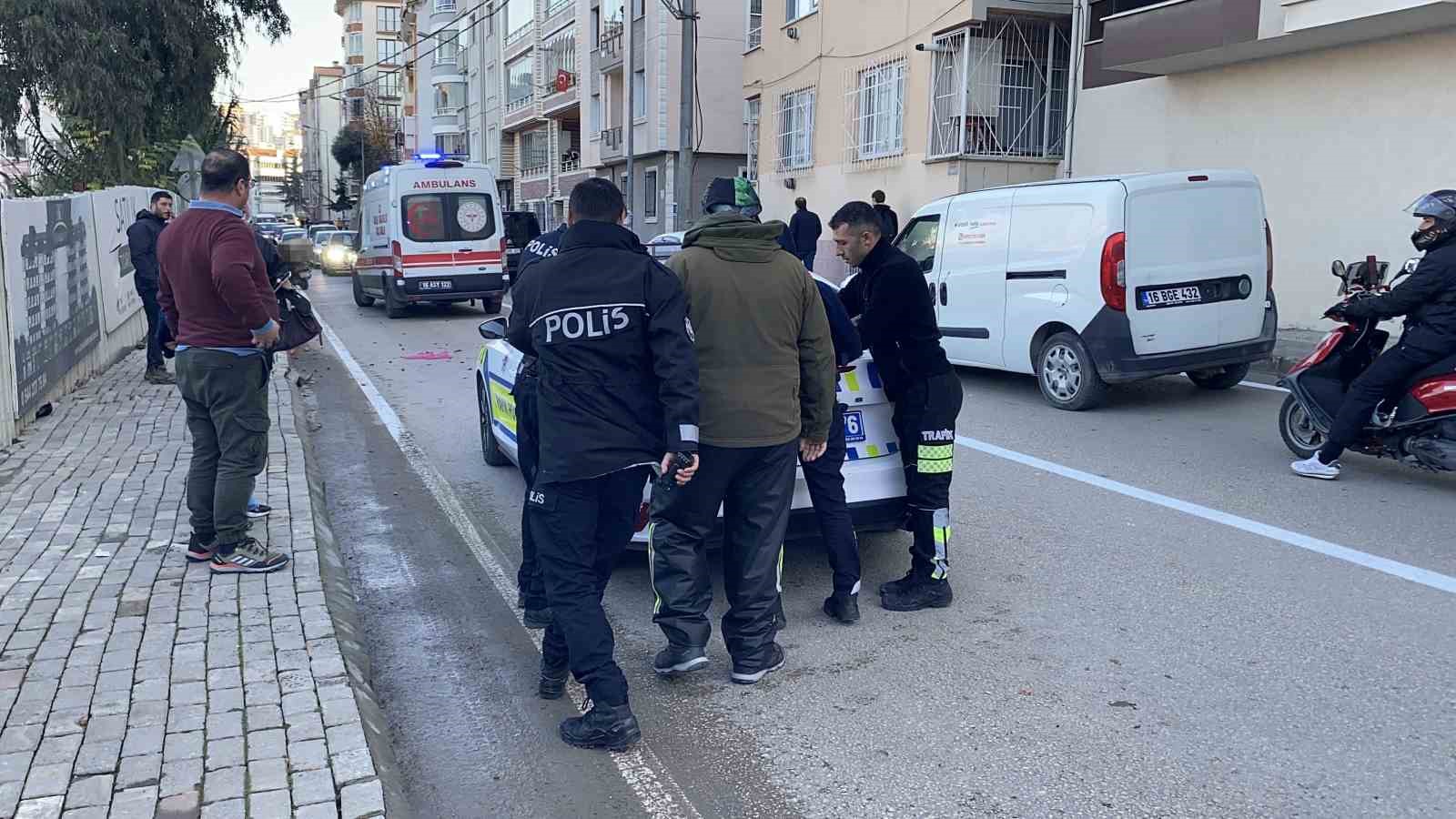 Motosikletin çarptığı kadın yaralandı