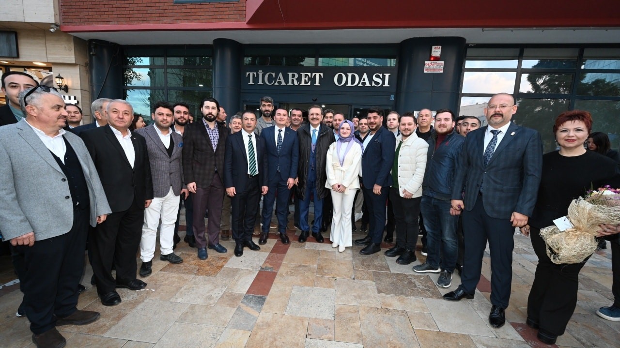 Hisarcıklıoğlu; "Denizli Ticaret Odamız vermiş olduğu hizmetlerle 5 yıldıza sahip"