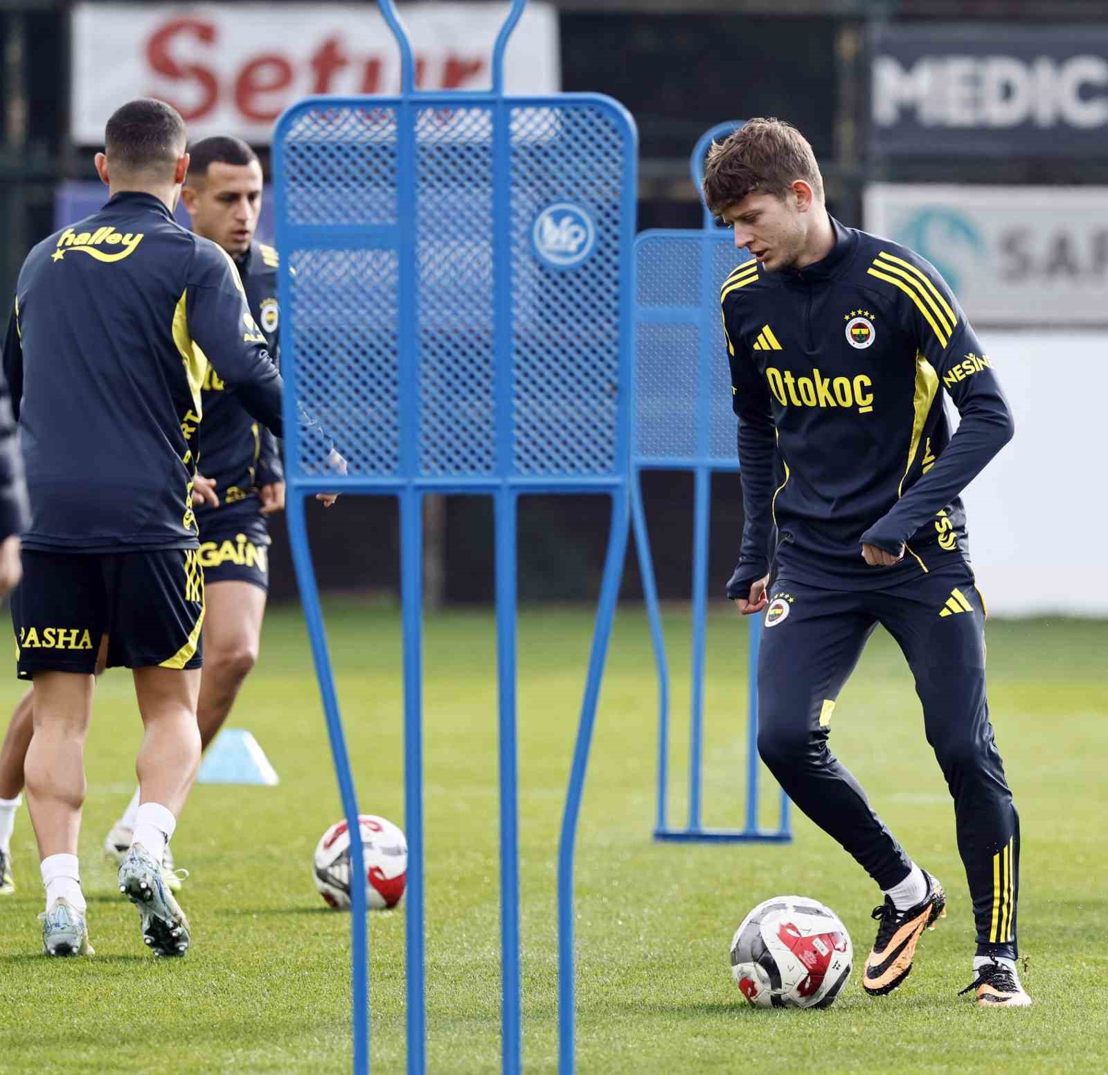 Fenerbahçe, Eyüpspor maçının hazırlıklarına başladı