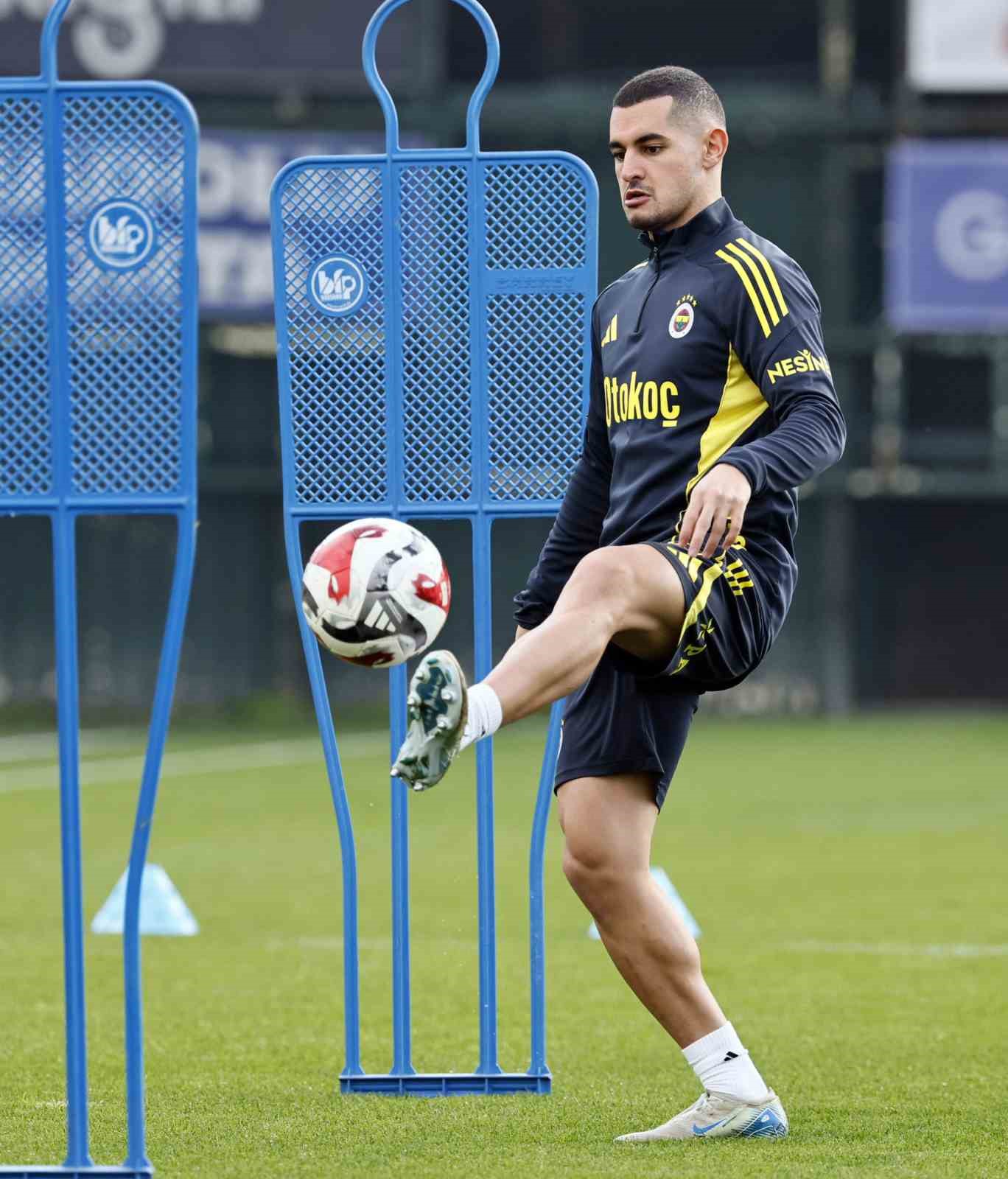 Fenerbahçe, Eyüpspor maçının hazırlıklarına başladı