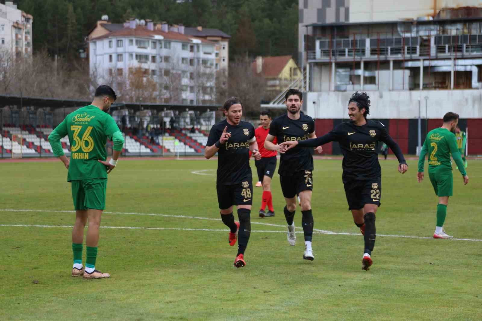 TFF 2. Lig: Kastamonuspor: 2- Şanlıurfaspor: 4
