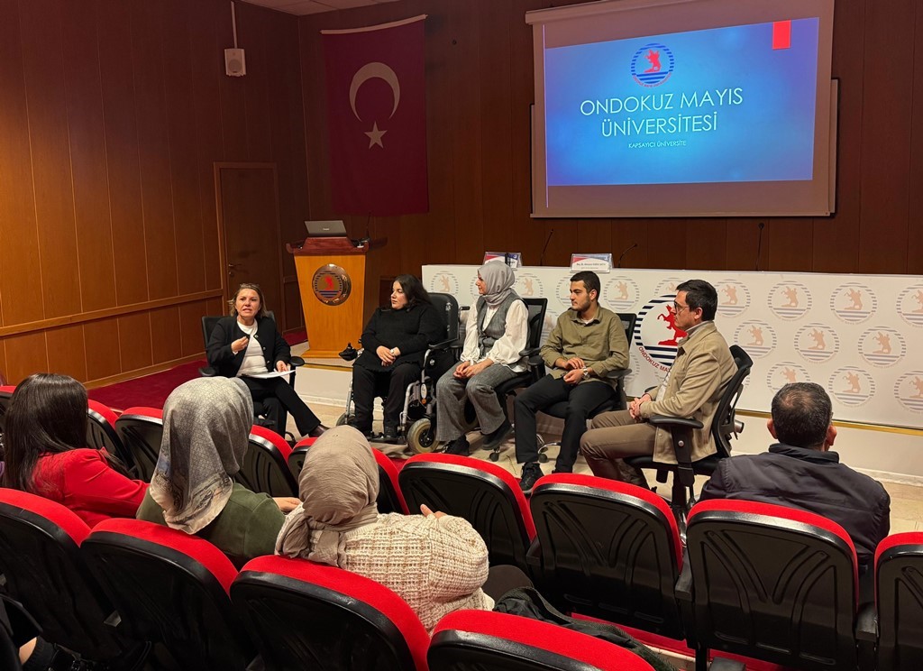 OM&Uuml;&rsquo;de idari personele Kapsayıcı &Uuml;niversite Yaşam Eğitimi
