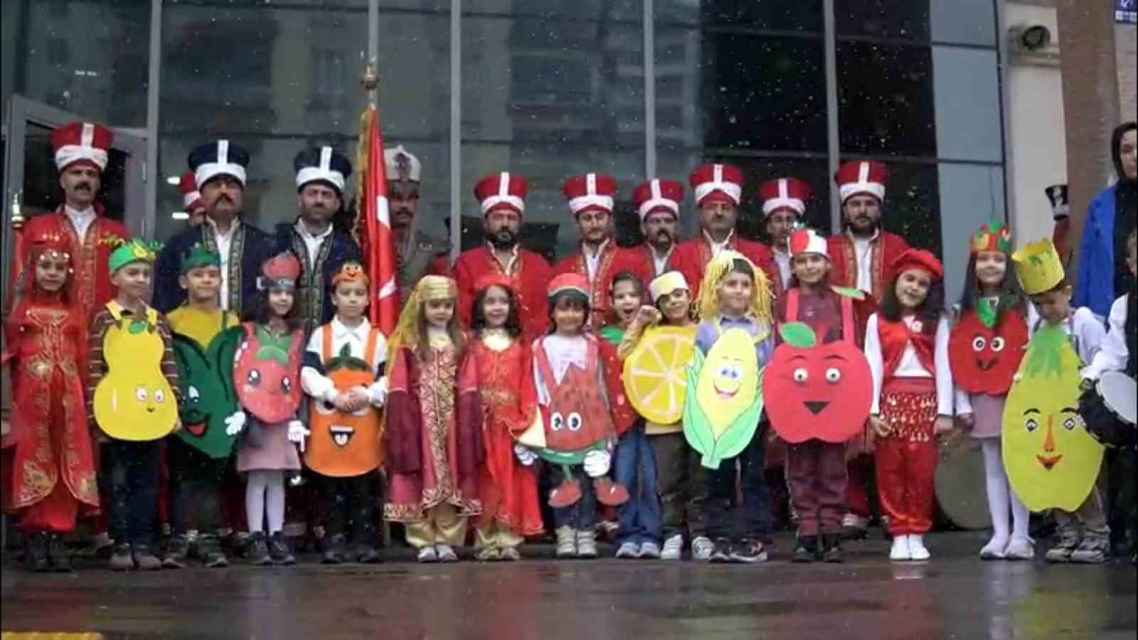 Minik öğrencilerin ‘Yerli Malı Haftası’ sevinci