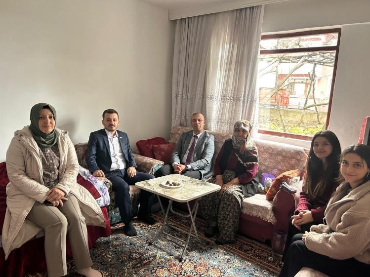 "İnsana Değer" projesi kapsamında G&ouml;lpazarı&rsquo;nda aileler ile bir araya gelindi
