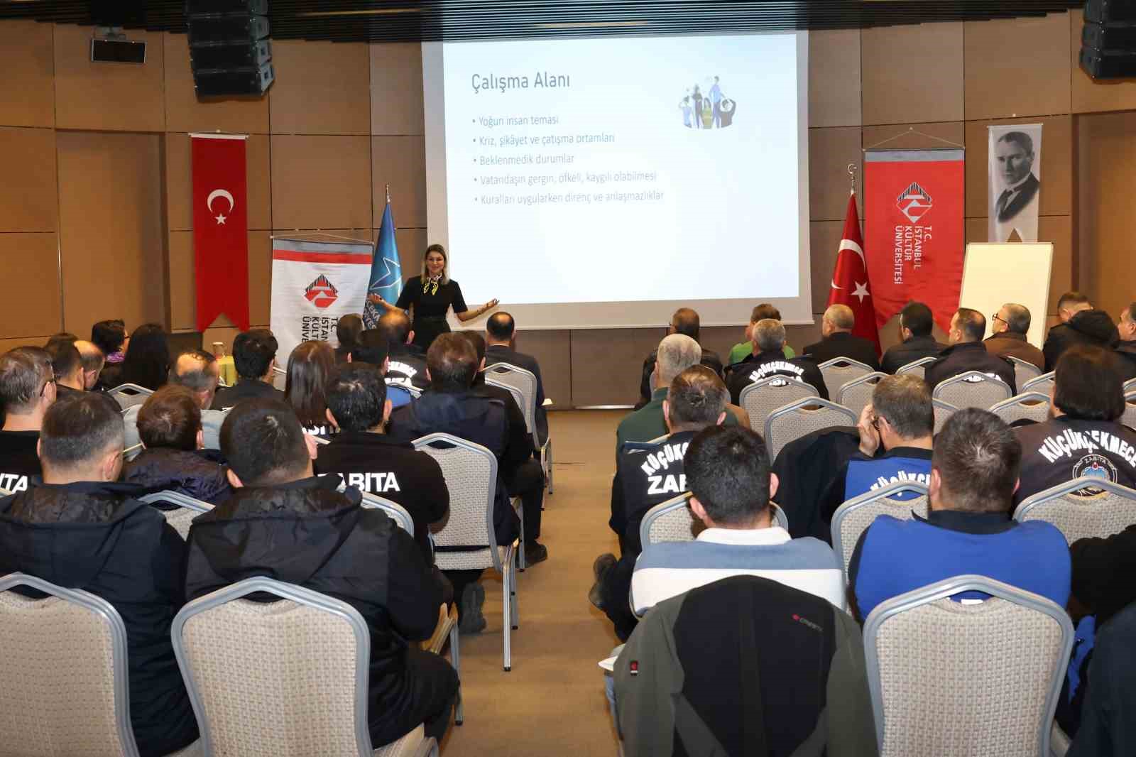 Zabıta personeline ‘iletişim eğitimi’