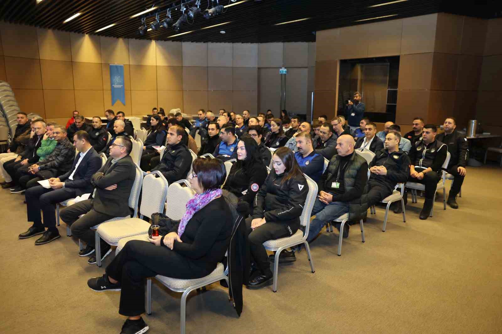 Zabıta personeline &lsquo;iletişim eğitimi&rsquo;
