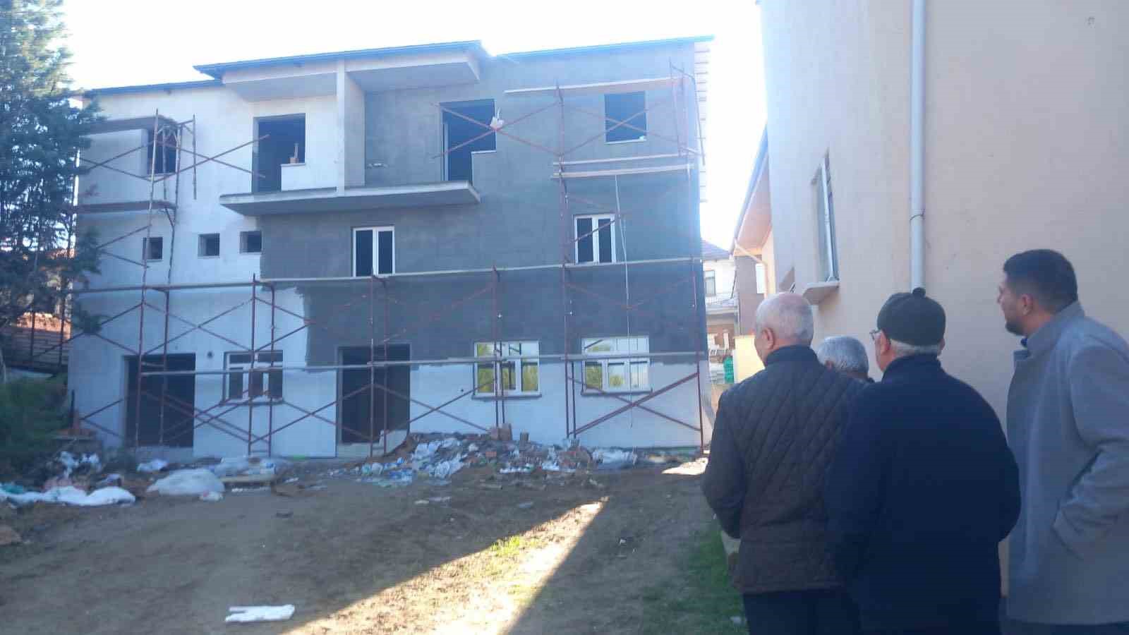 Gediz Erdoğmuş Mahallesi’nden takdire şayan dayanışma