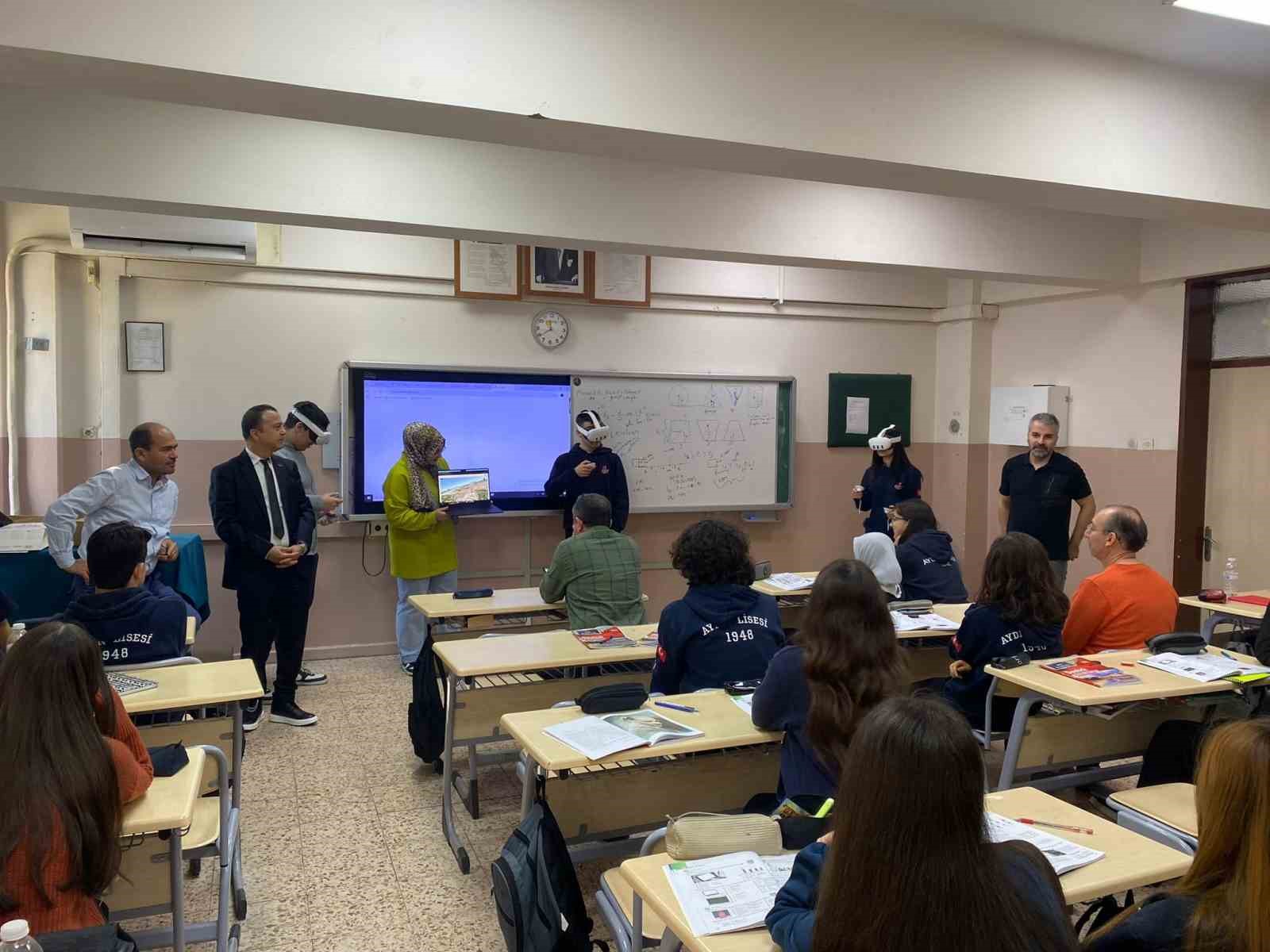 Aydın Lisesi’nde sanal gerçeklik dönemi başladı