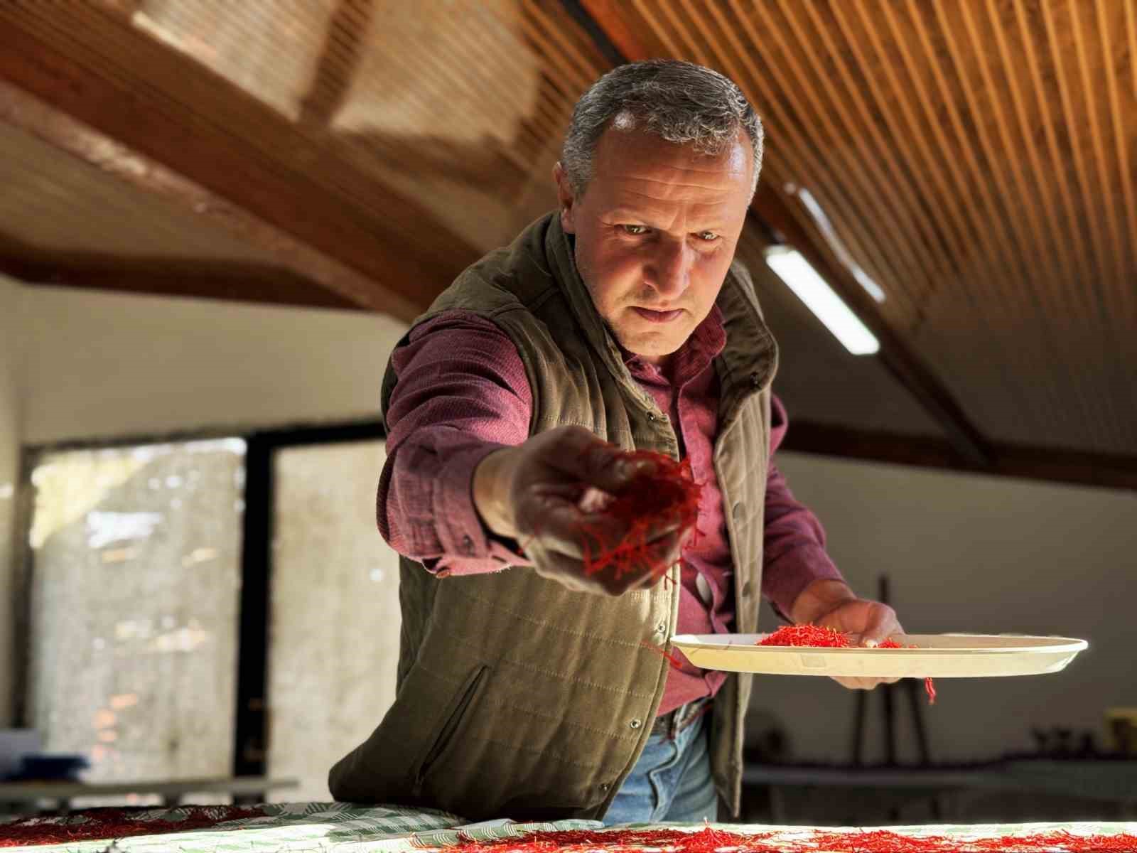 Safran, sarımsak ve kırmızı bibere bilimsel g&uuml;vence
