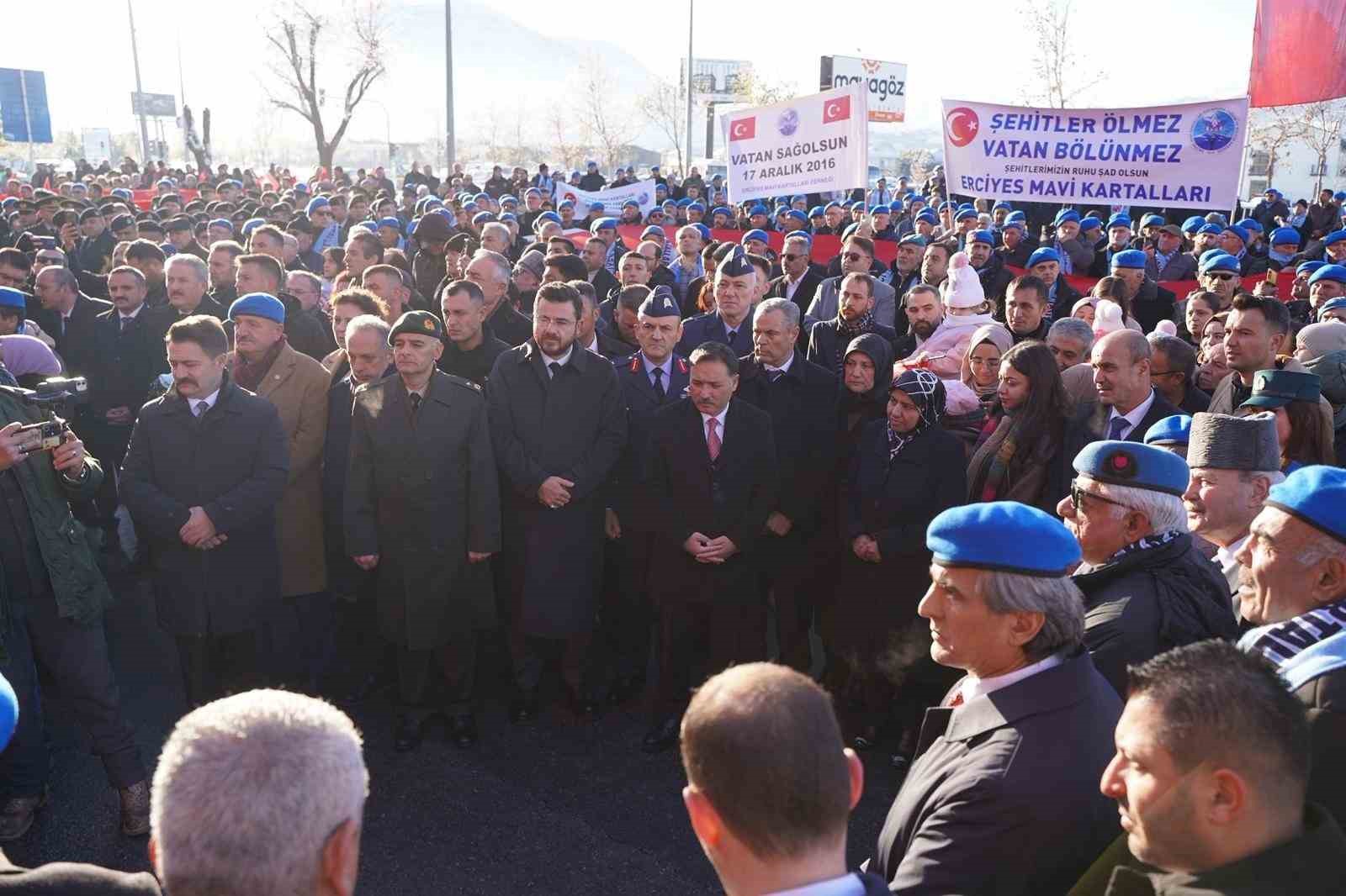 Başkan Okandan 17 Aralık Şehitlerini dualarla andı