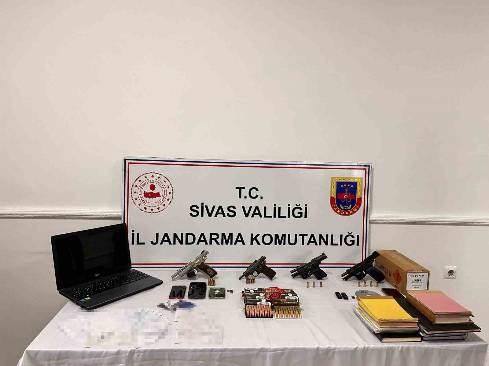 Sivas’ta 3.5 milyar lira vurgun yapan tefeciler cezaevine gönderildi