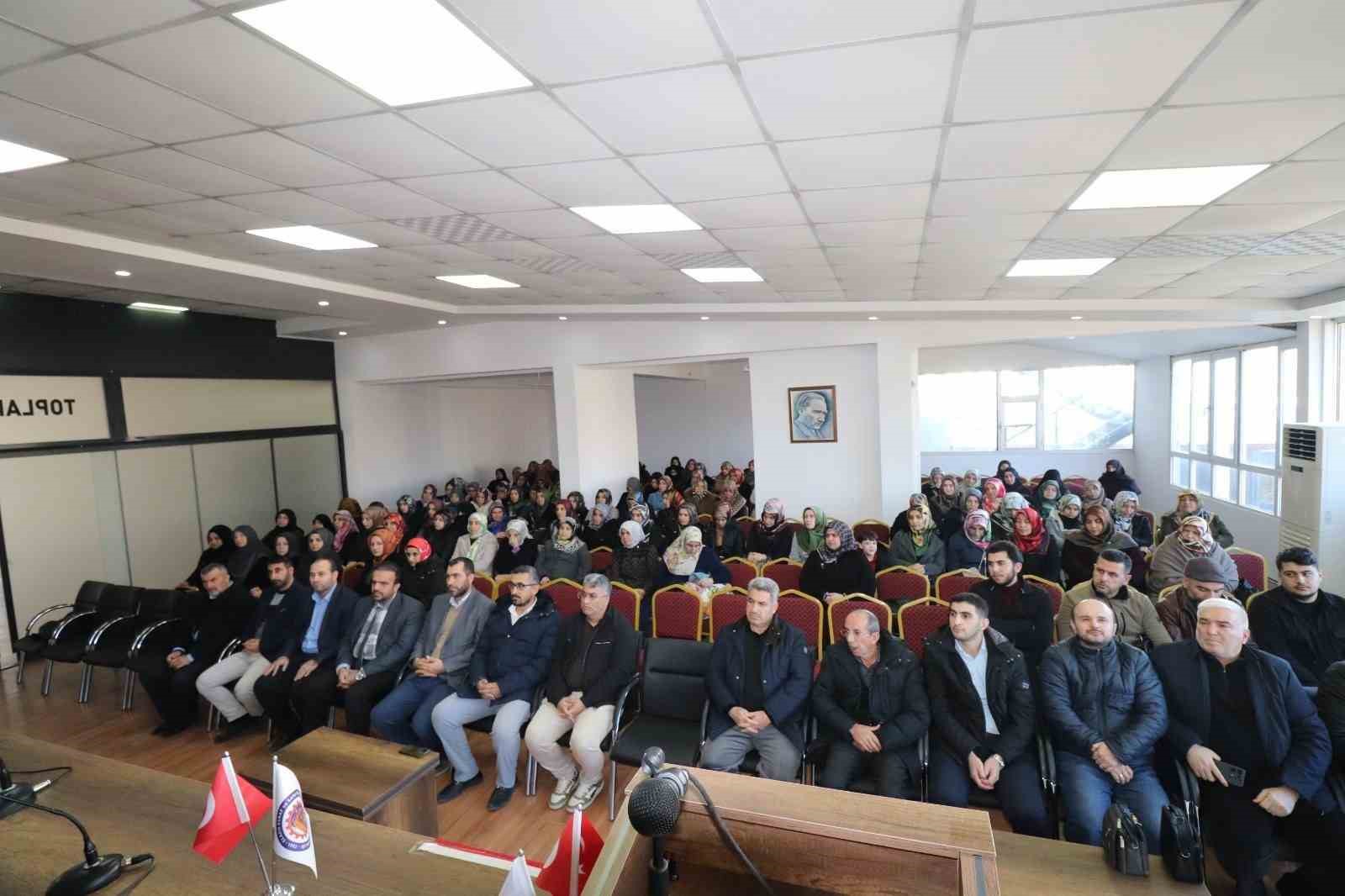 Elazığ&rsquo;da Kur&rsquo;an kurslarındaki faaliyetler değerlendirildi
