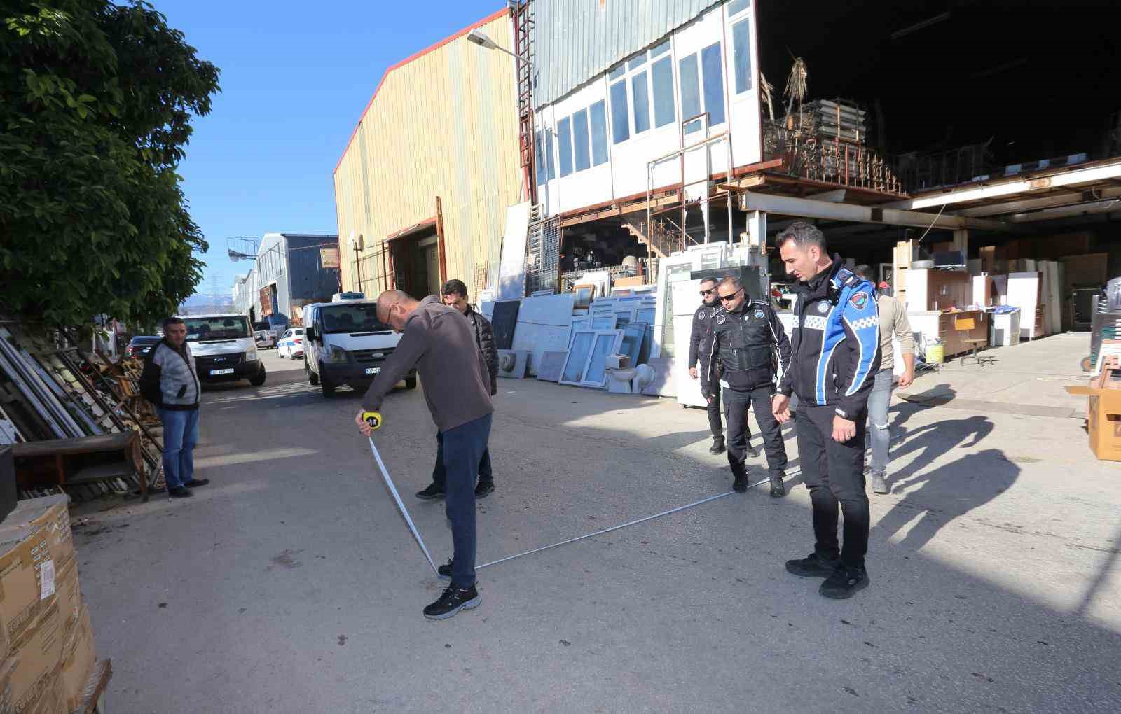 Kepez Zabıtası&rsquo;ndan Hurdacılar Sitesi&rsquo;ne denetim
