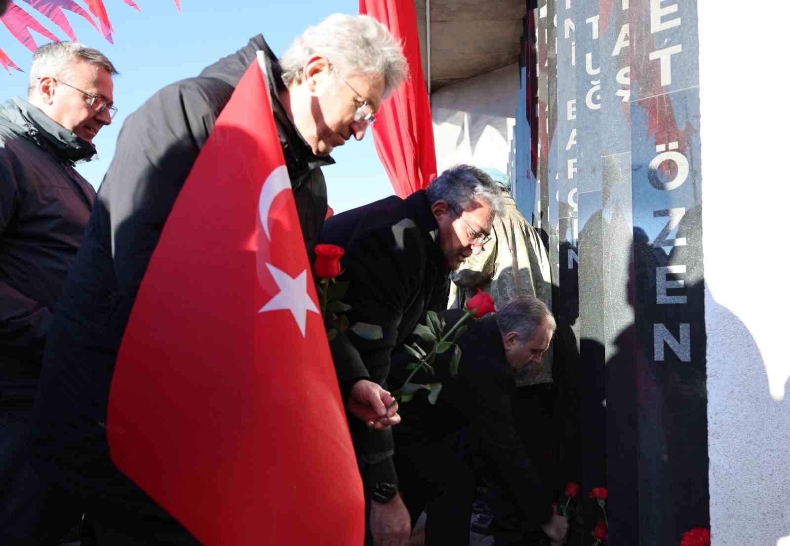 ER&Uuml; 17 Aralık Şehitlerini andı
