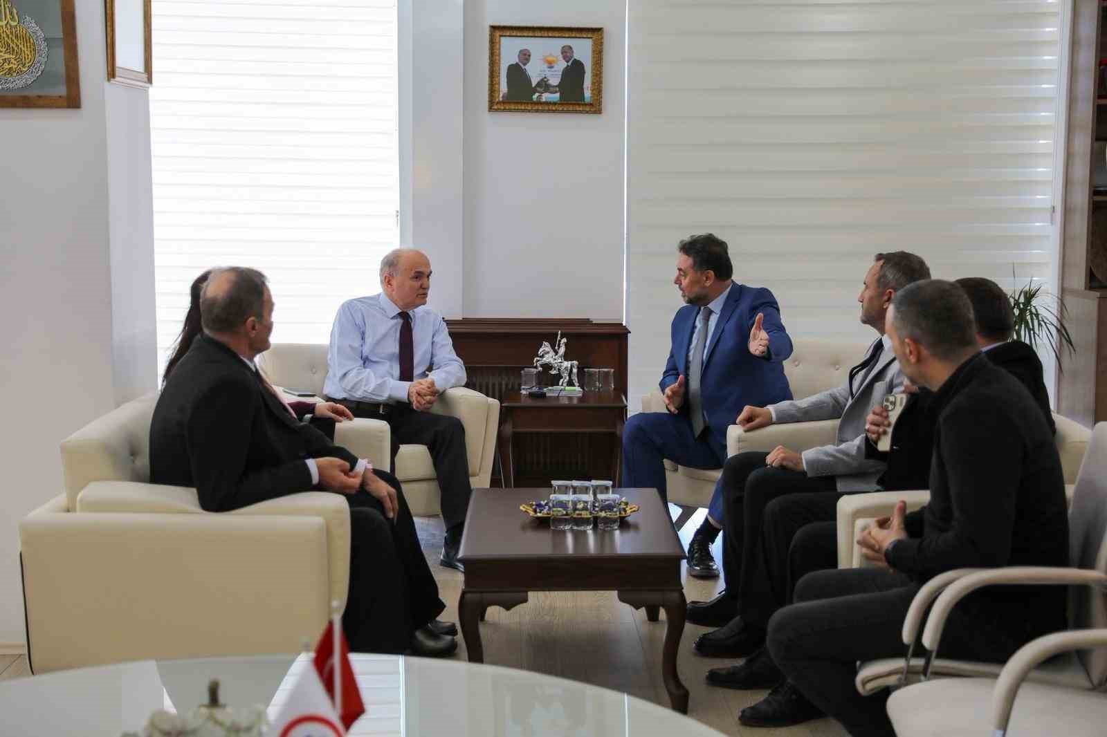 D&uuml;zce &Ccedil;alışan Gazeteciler Cemiyeti kuruldu
