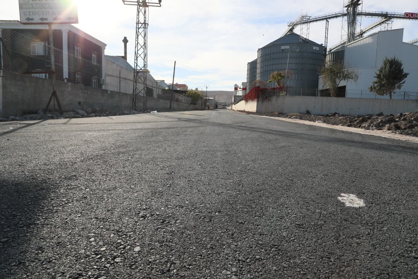 Eyy&uuml;biye&rsquo;deki yol &ccedil;alışması tamamlandı
