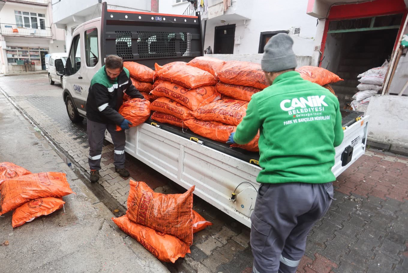 Canik Belediyesi’nden yakacak desteği