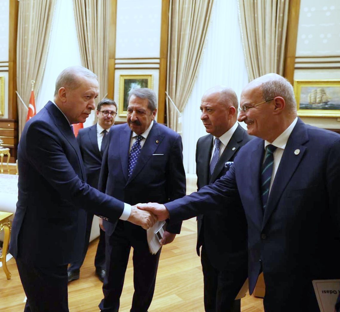 Cumhurbaşkanı Erdoğan, Ankara’nın ekonomi aktörlerini Külliye’de kabul etti