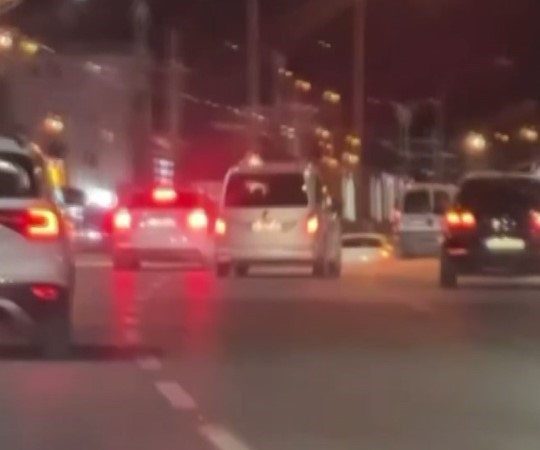 Gaziantep&rsquo;te trafikte tehlike saçan ve kaza yapmaktan kıl payı kurtulan sürücüye ceza