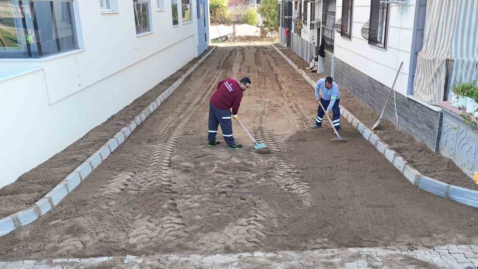 Nazilli Belediyesi Yeni Mahalle&rsquo;deki taş d&ouml;şeme &ccedil;alışmasını tamamladı
