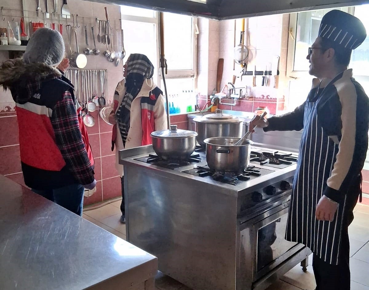 Gediz’de gıda işletmelerine yönelik denetimler sürüyor