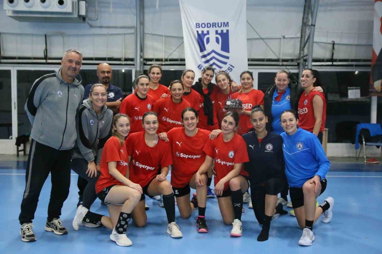 Armada Praxis Yalıkavakspor ikinci yarı hazırlıklarına başladı