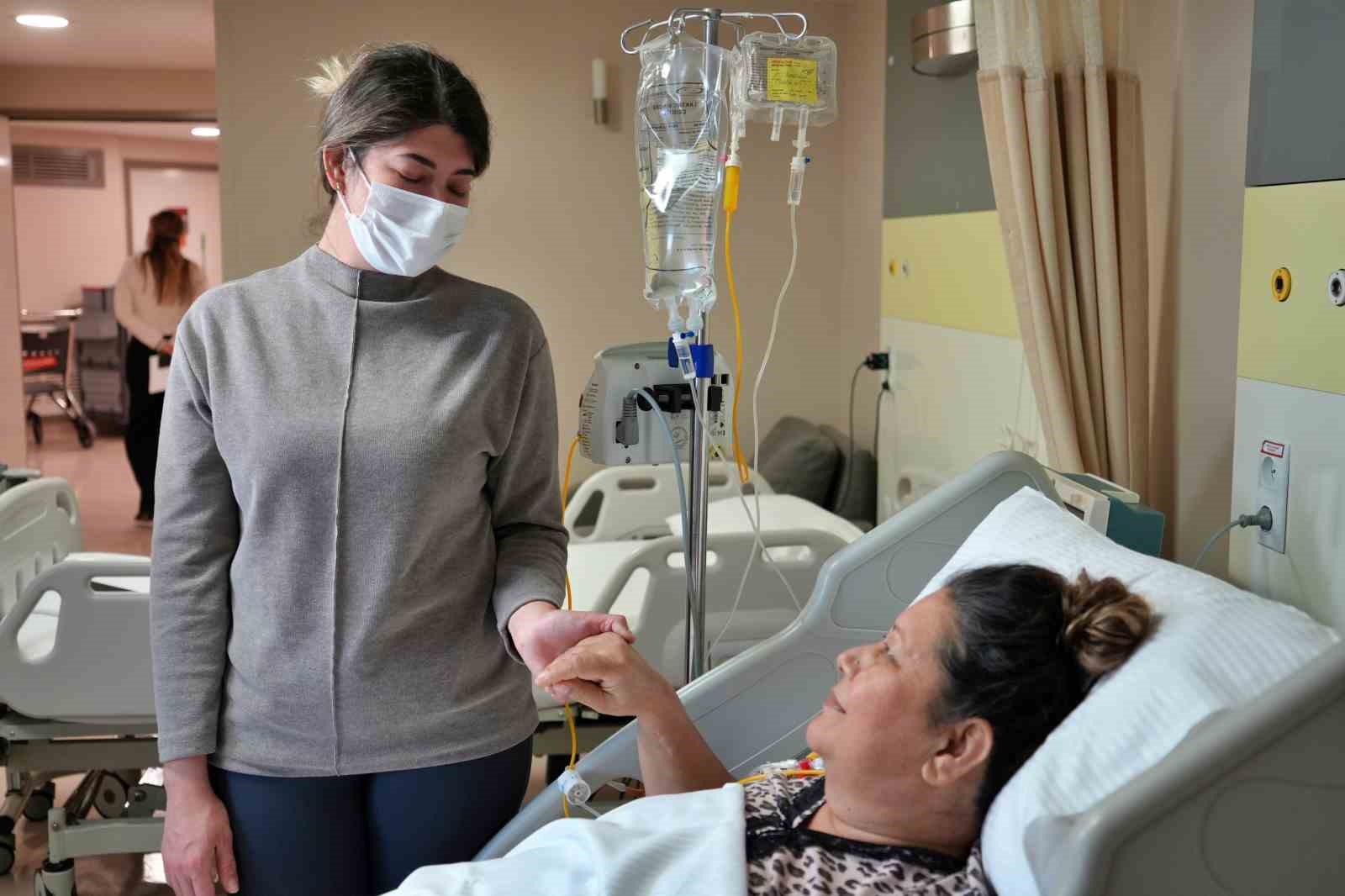 10 yıllık b&ouml;brek hastası, 1 yıldır beklediği nakille adeta yeniden doğdu
