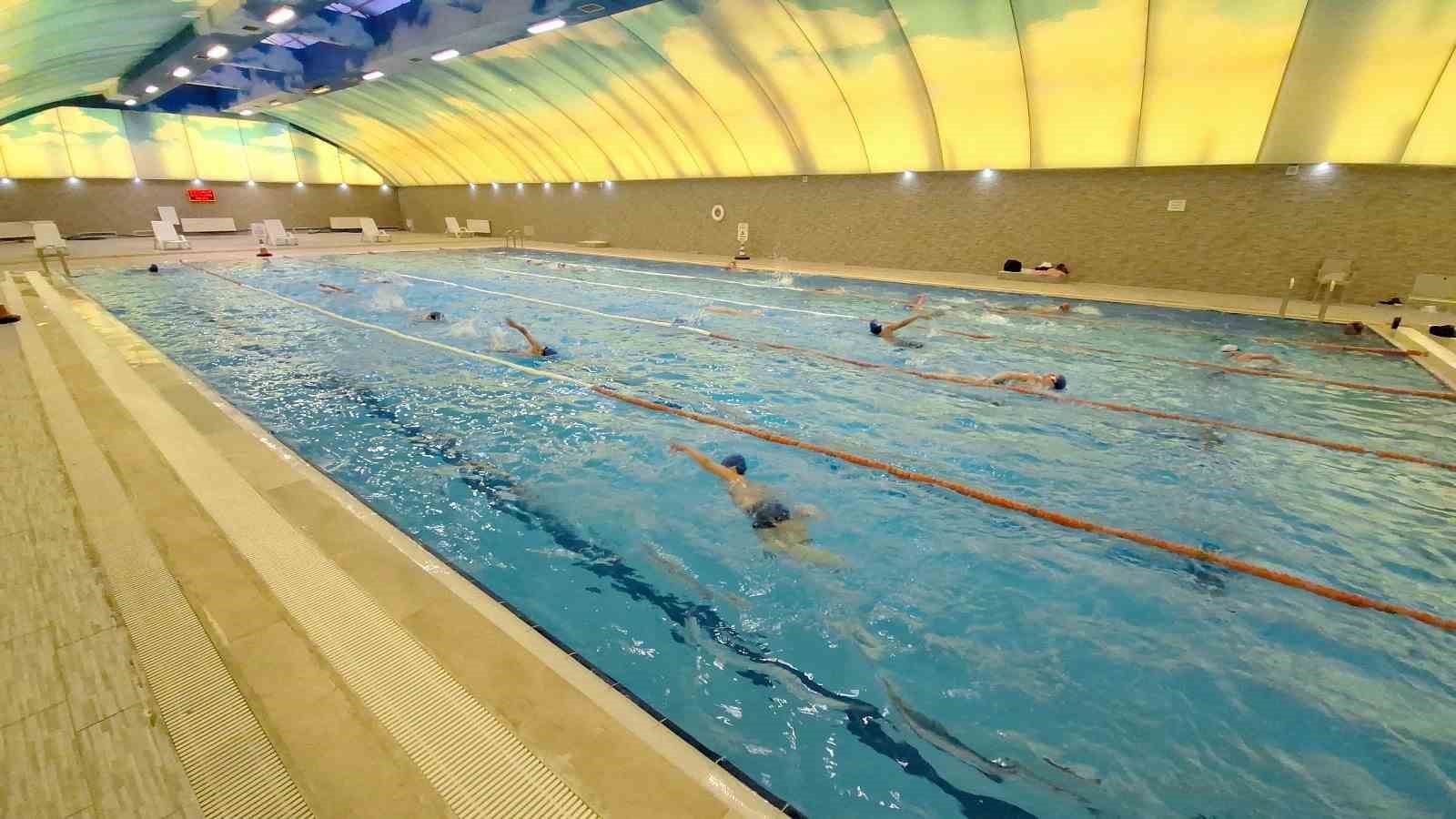 B&uuml;y&uuml;kşehir Belediyesi sporcuları 1 kupa ile 48 madalya kazandı
