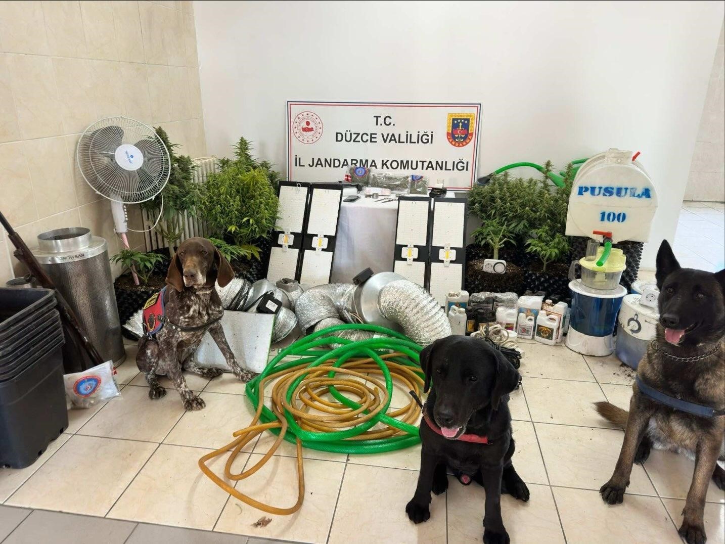 Uyuşturucu ticareti yapan 1 kişi gözaltına alındı