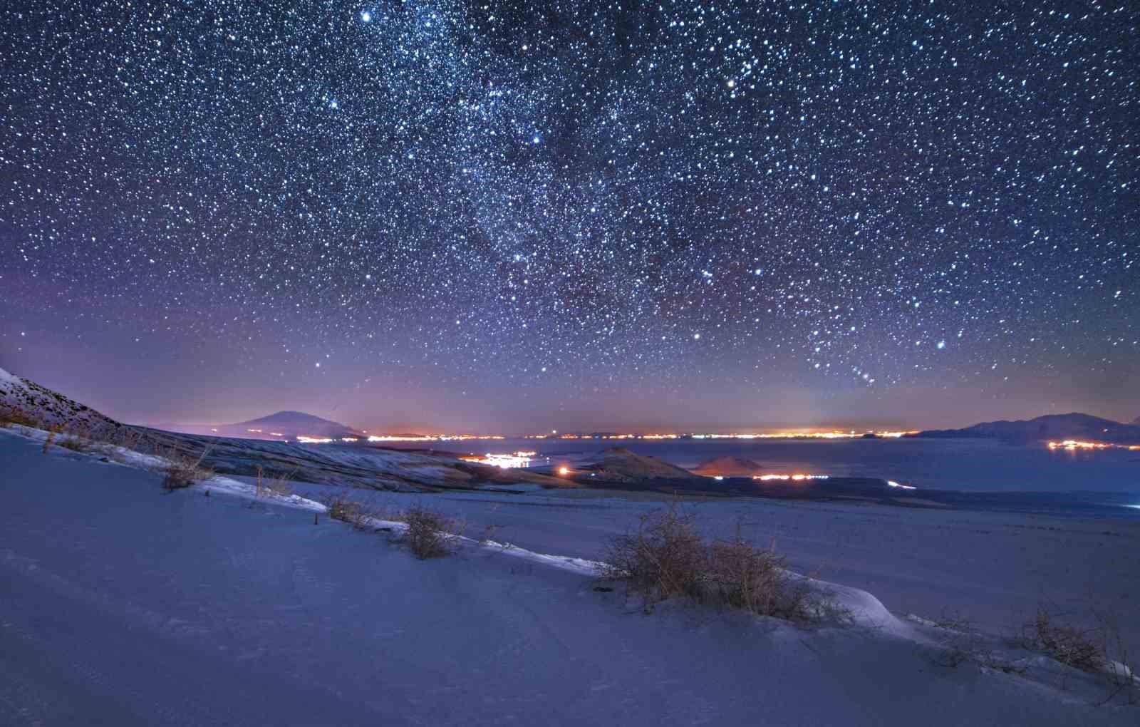 Geminid meteorları Bitlis’te kartpostallık manzaralar oluşturdu