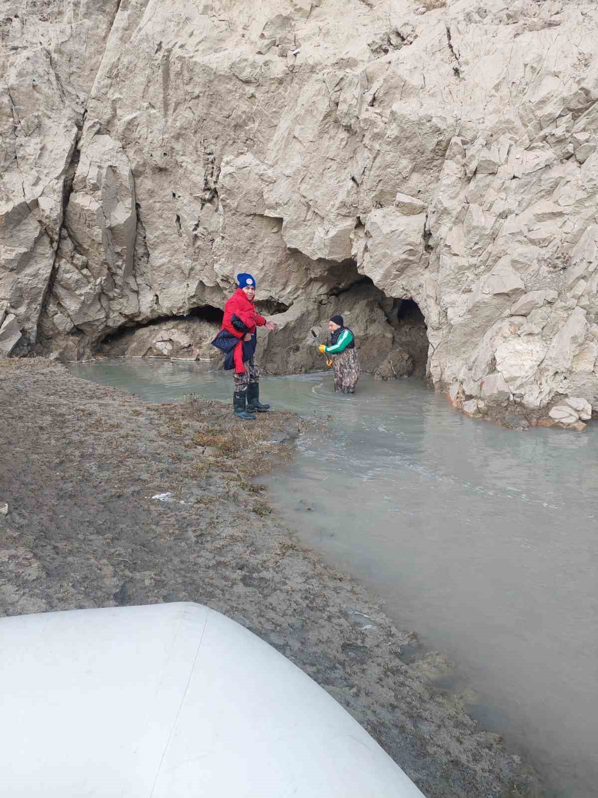 Kemer Baraj Gölü’nde su ürünleri avcılığına sıkı denetim