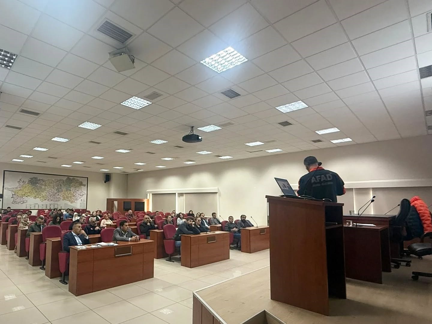 AFAD’dan kurum personeline afet farkındalık eğitimi ve tahliye tatbikatı