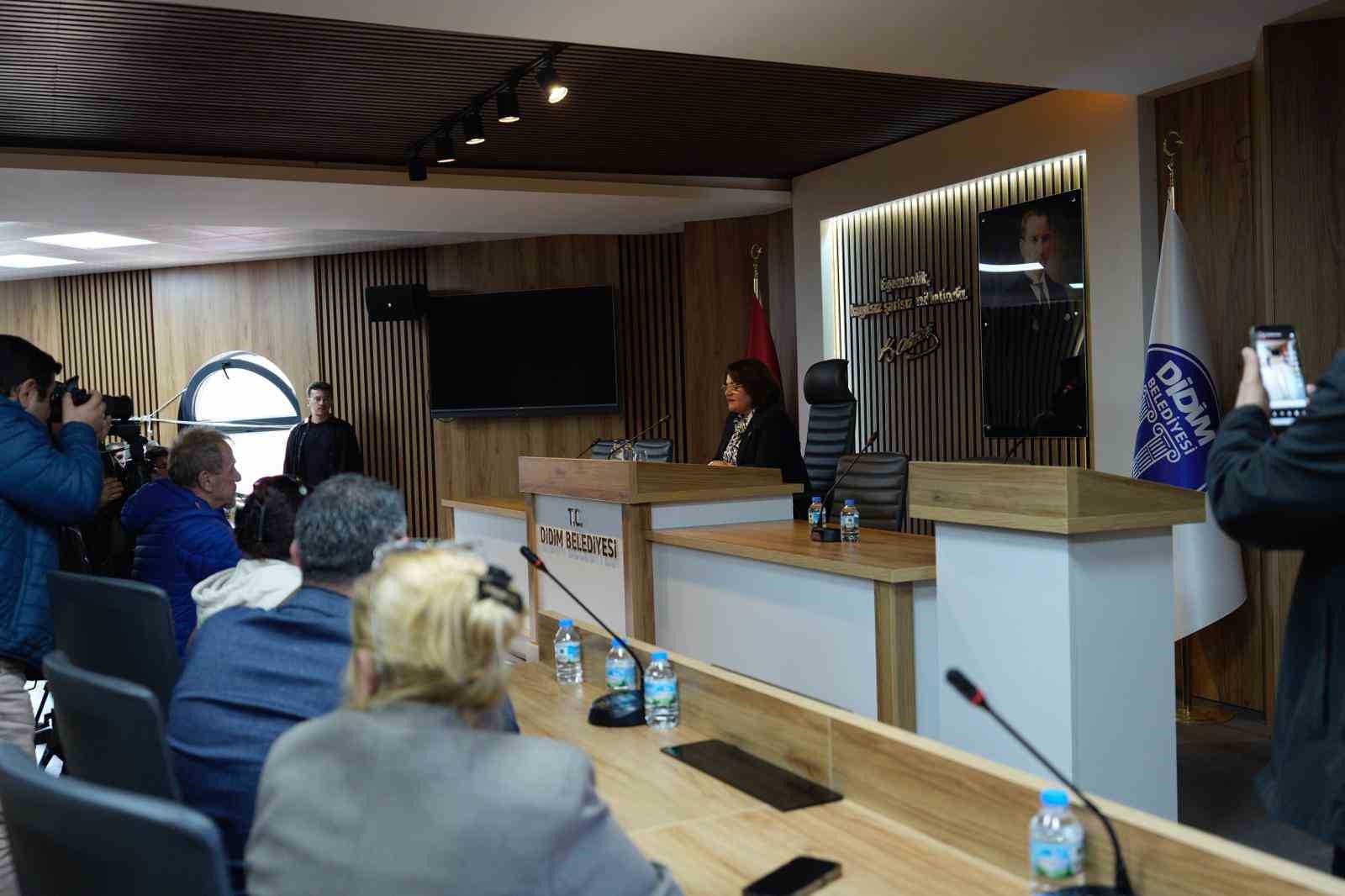 Başkan Gençay, pazaryerleri sürecine ilişkin açıklamalarda bulundu