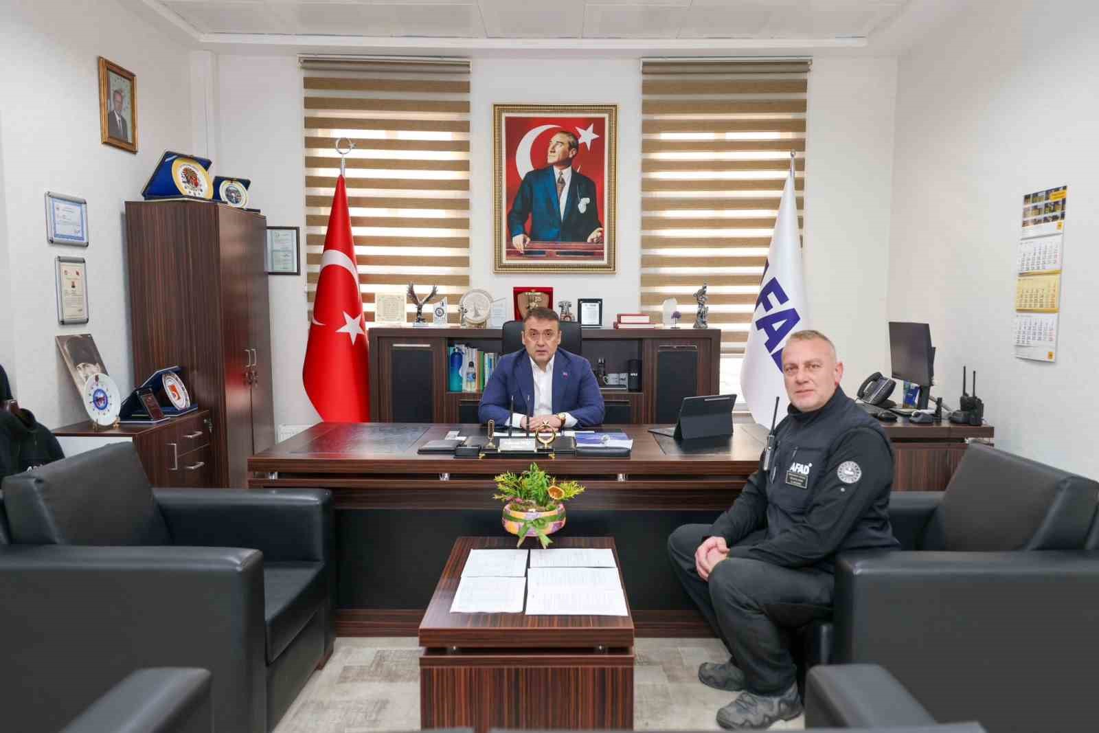 Vali Sözer AFAD’da incelemelerde bulundu