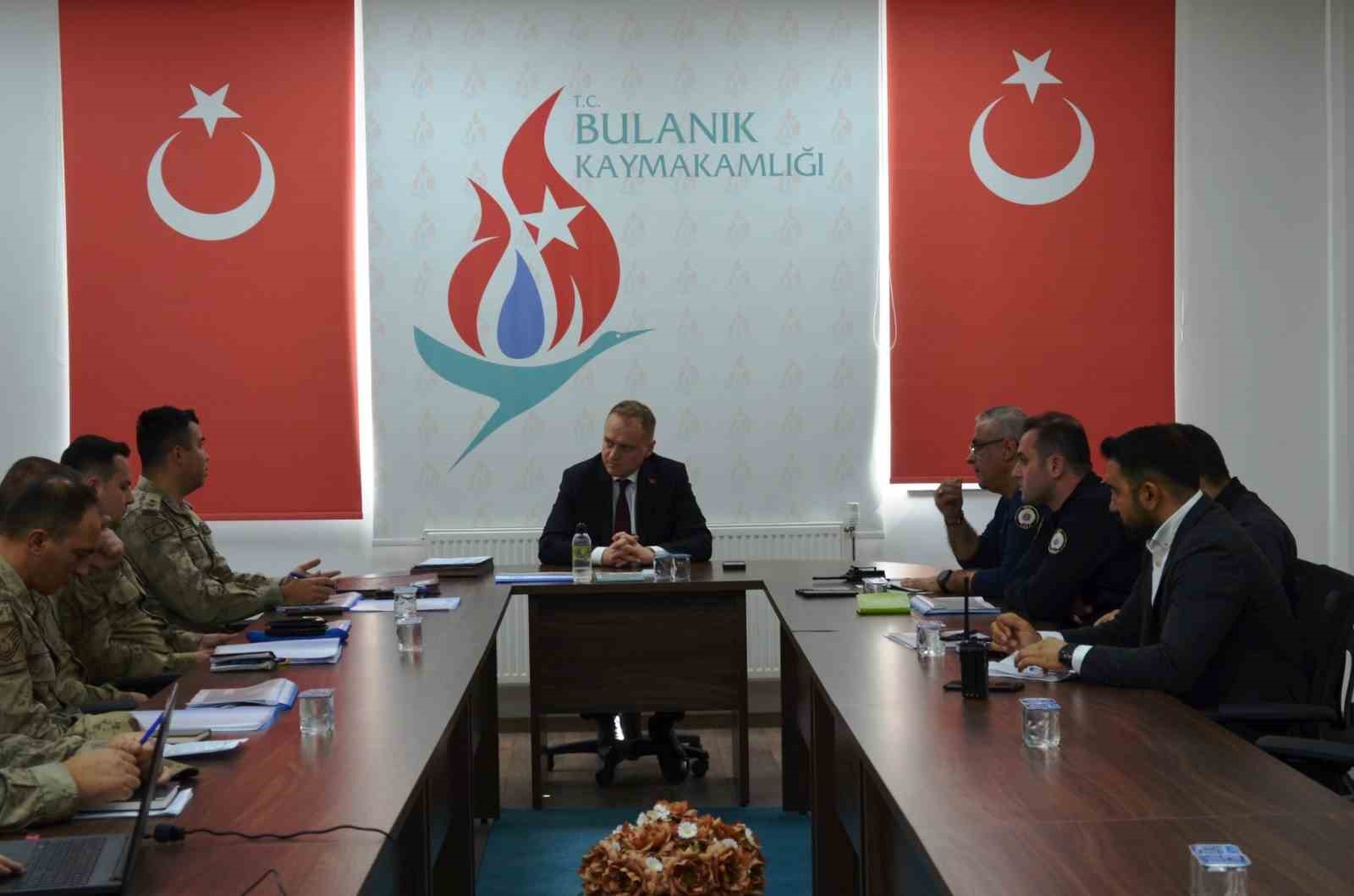 Bulanık’ta "Aylık Güvenlik ve Asayiş Toplantısı" yapıldı