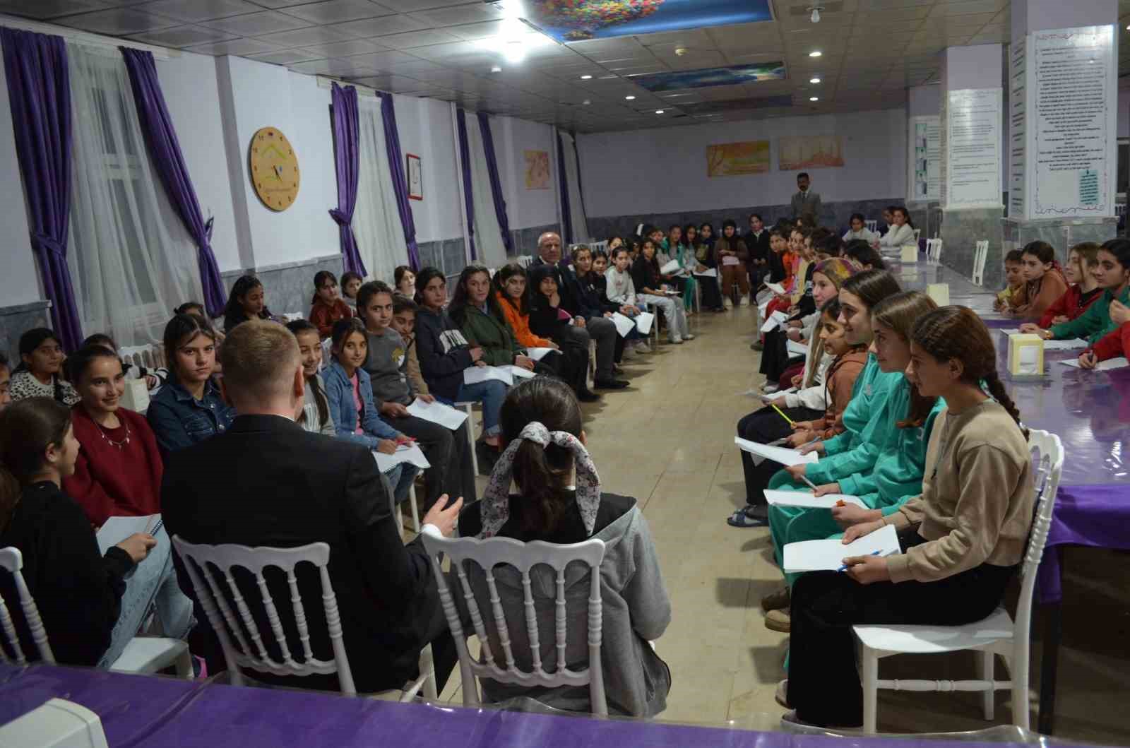 Bulanık’ta devletin sıcak eli öğrencilere uzandı