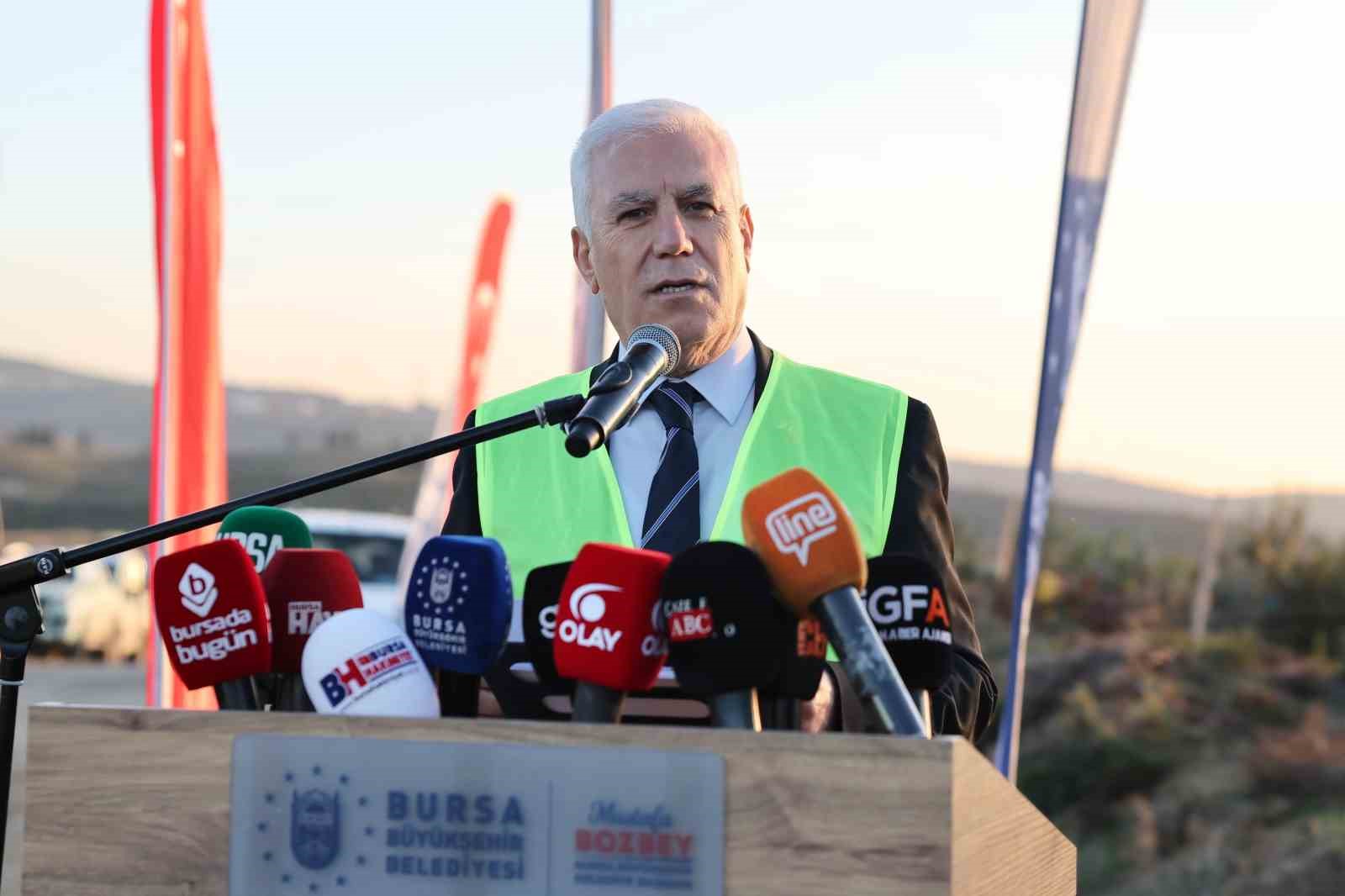 Yeniden yeşil Bursa i&ccedil;in 15 bin nefes
