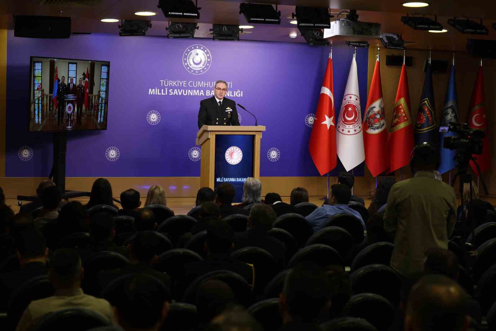 MSB: "İHA, F-16 u&ccedil;aklarımız tarafından takip edilmiş, prosed&uuml;rlerin tamamlanmasını m&uuml;teakip en uygun yerde kontroll&uuml; bir m&uuml;dahaleyle d&uuml;ş&uuml;r&uuml;lm&uuml;şt&uuml;r"
