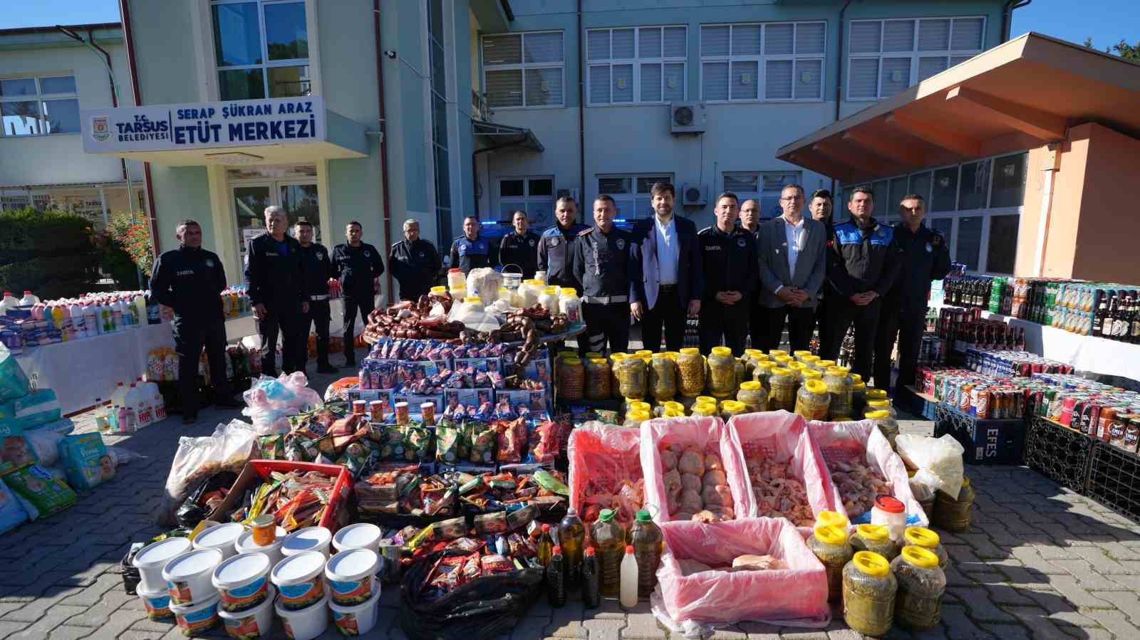 Tarsus’ta halk sağlığını tehdit eden on binlerce ürün toplatıldı