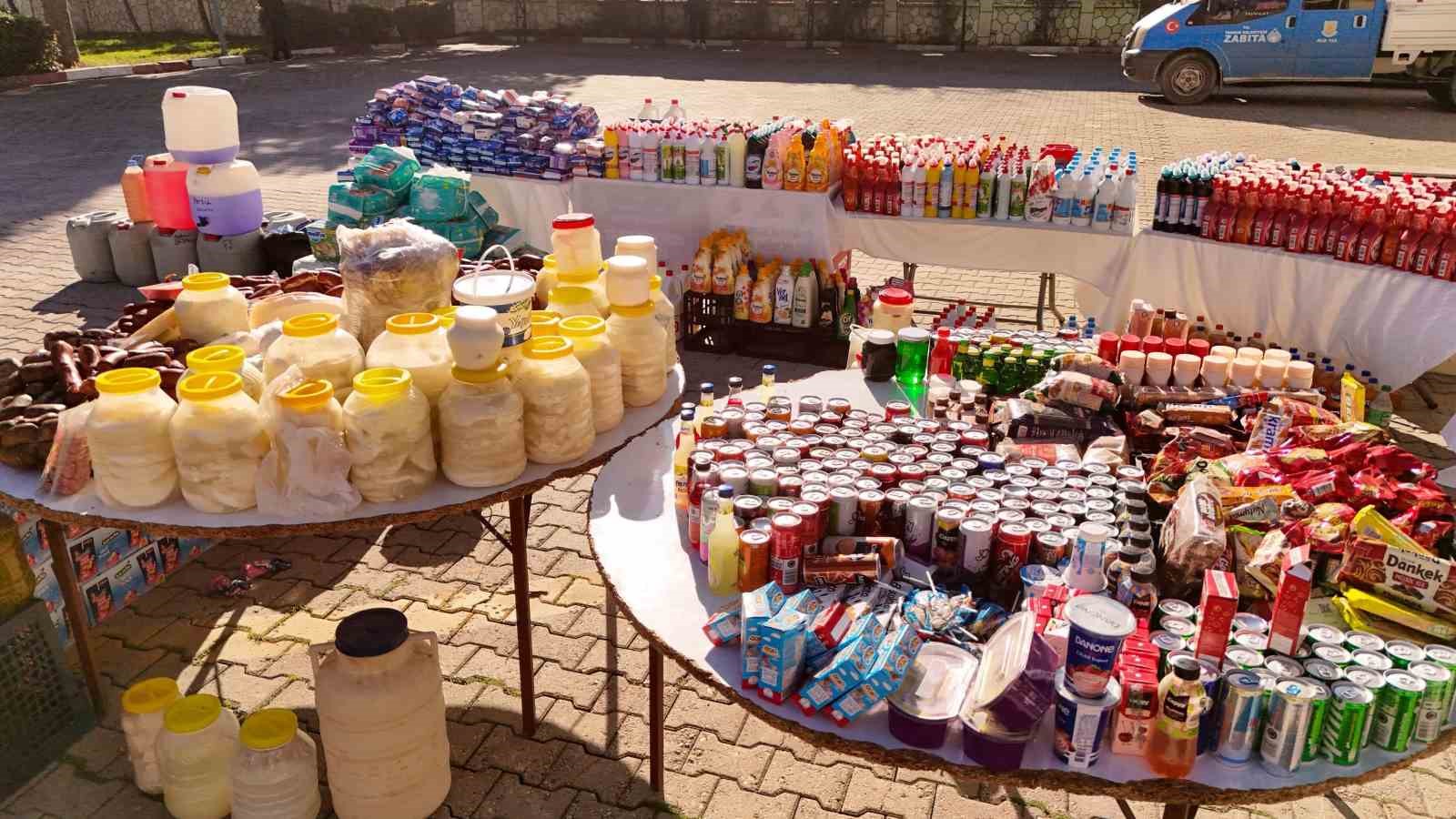 Tarsus’ta halk sağlığını tehdit eden on binlerce ürün toplatıldı