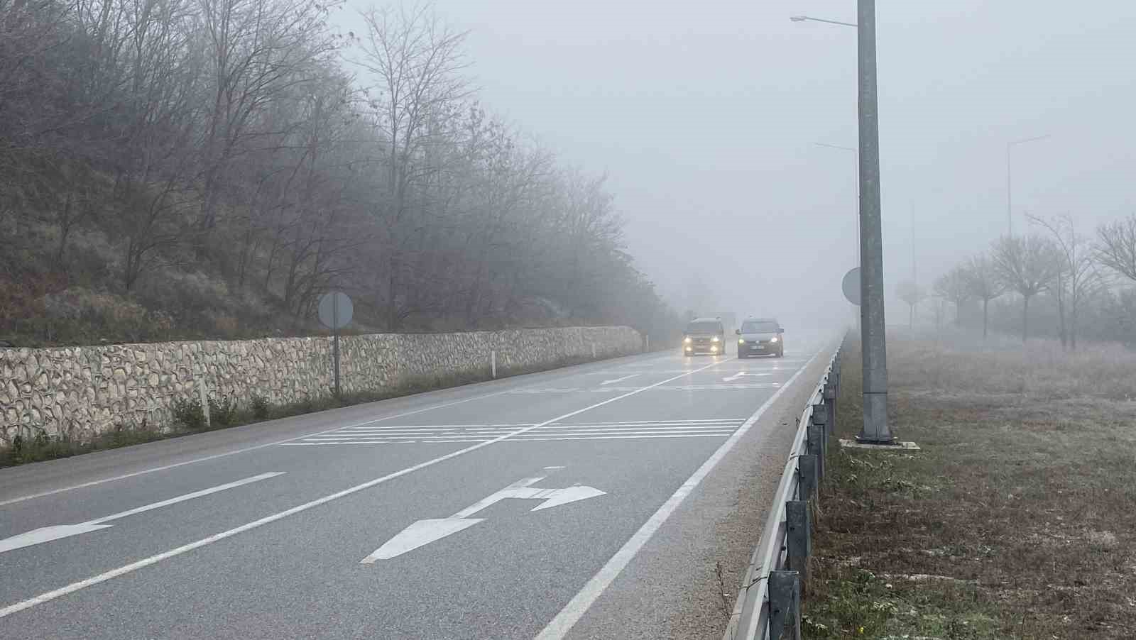 Çorum’da sis etkili oldu