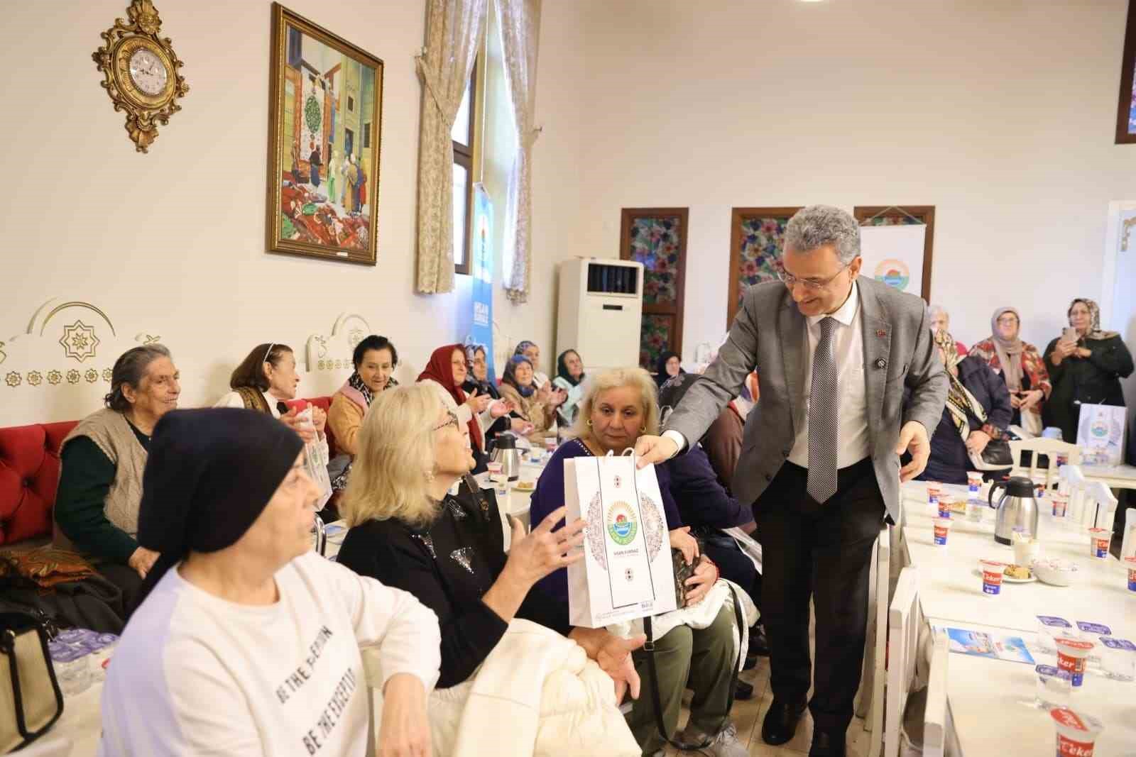 Başkan Kurnaz’dan yaş almışlara vefa: "Her biri ayrı ayrı kıymetli"