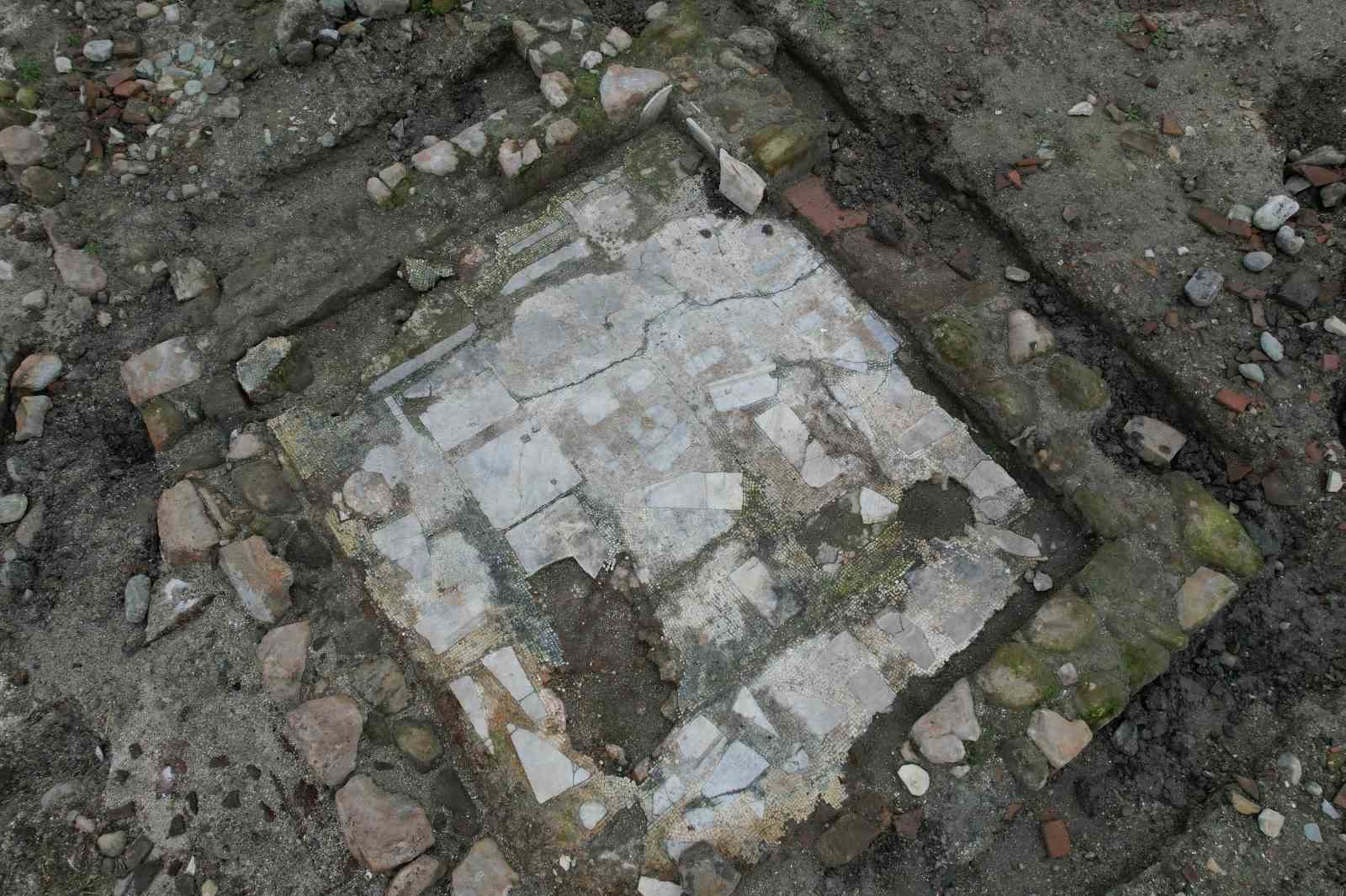 Sapanca Gölü’nde Bizans’a açılan kapı: Kalıntılar, stratejik bir yapının parçası olabilir