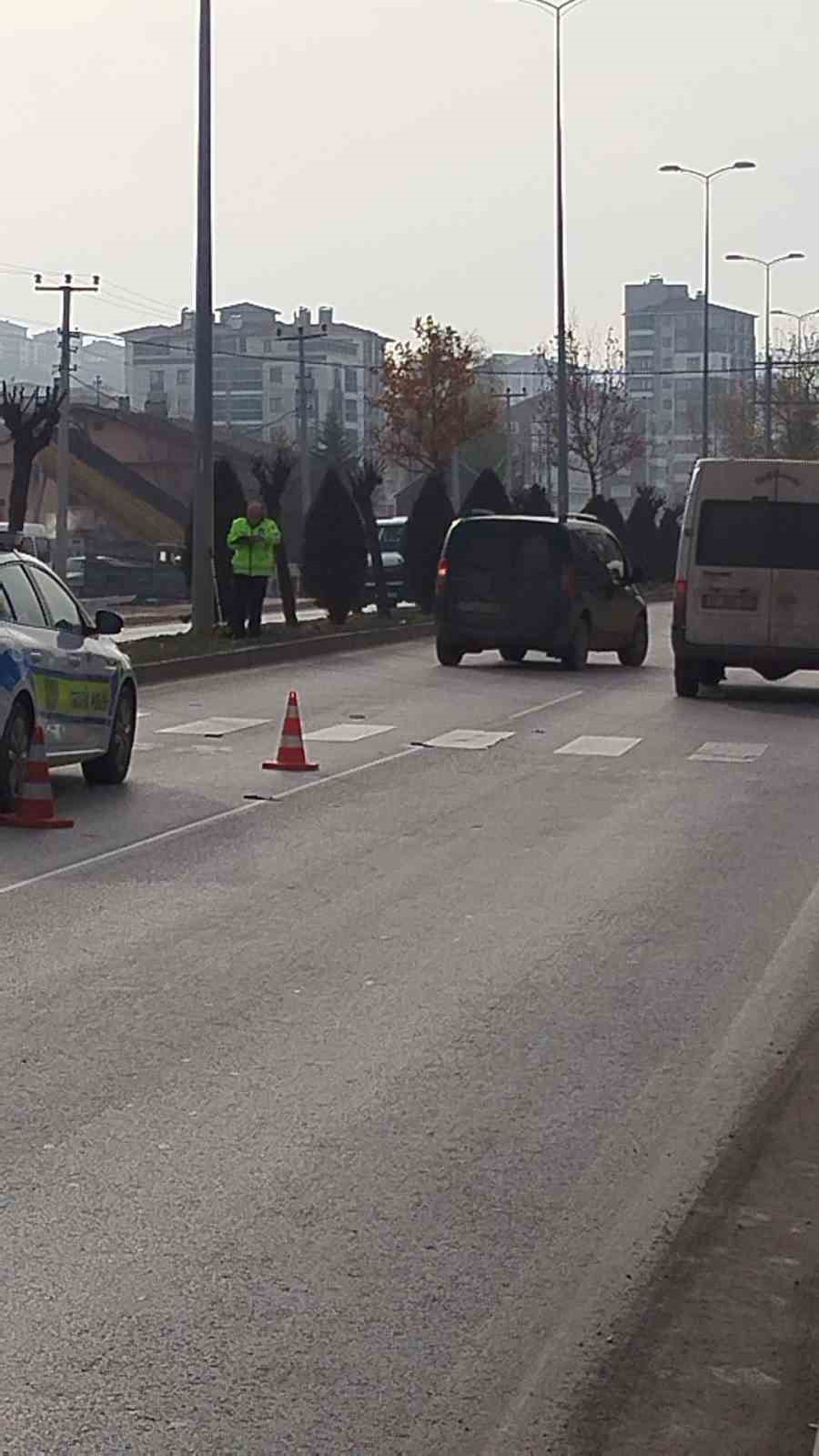 Hafif ticari aracın çarptığı yaya hayatını kaybetti