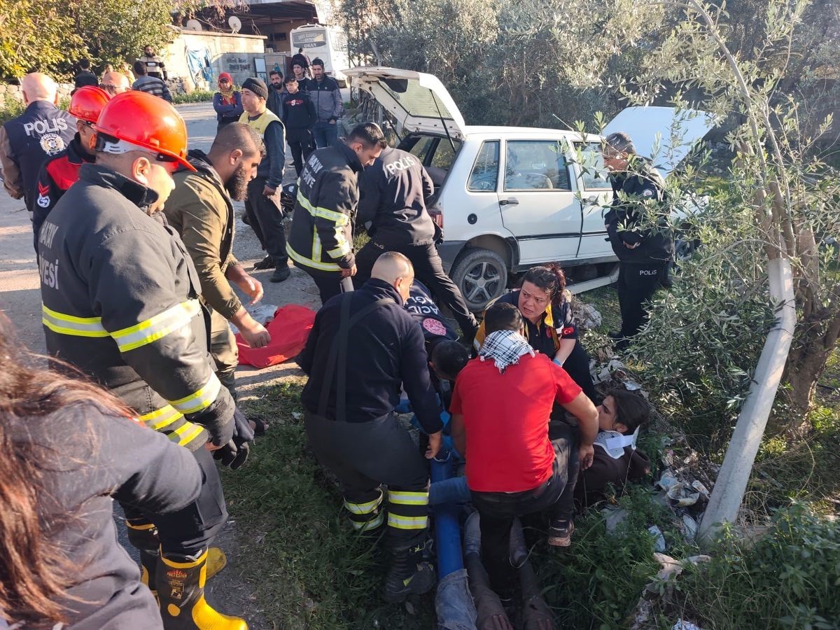 Erzin’de trafik kazası:  3 yaralı