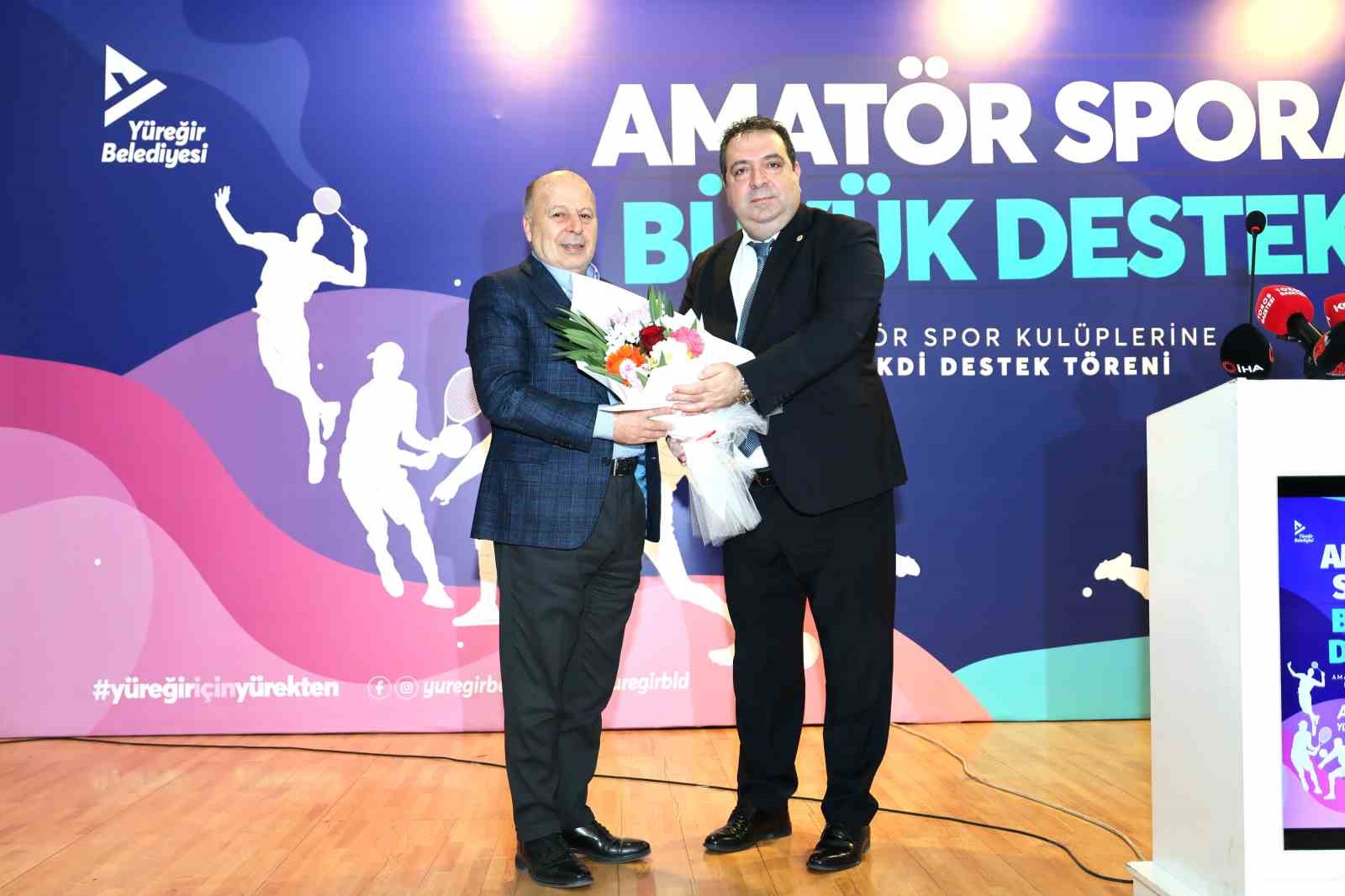 Y&uuml;reğir Belediyesinden amat&ouml;r spora 1 milyon TL&rsquo;lik destek
